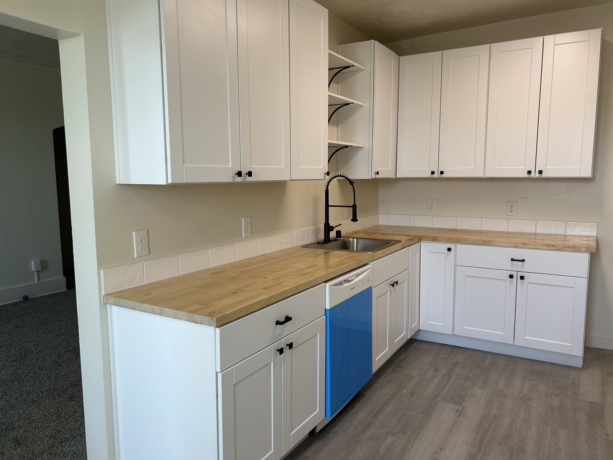 2228 N Astor St - Photo 10