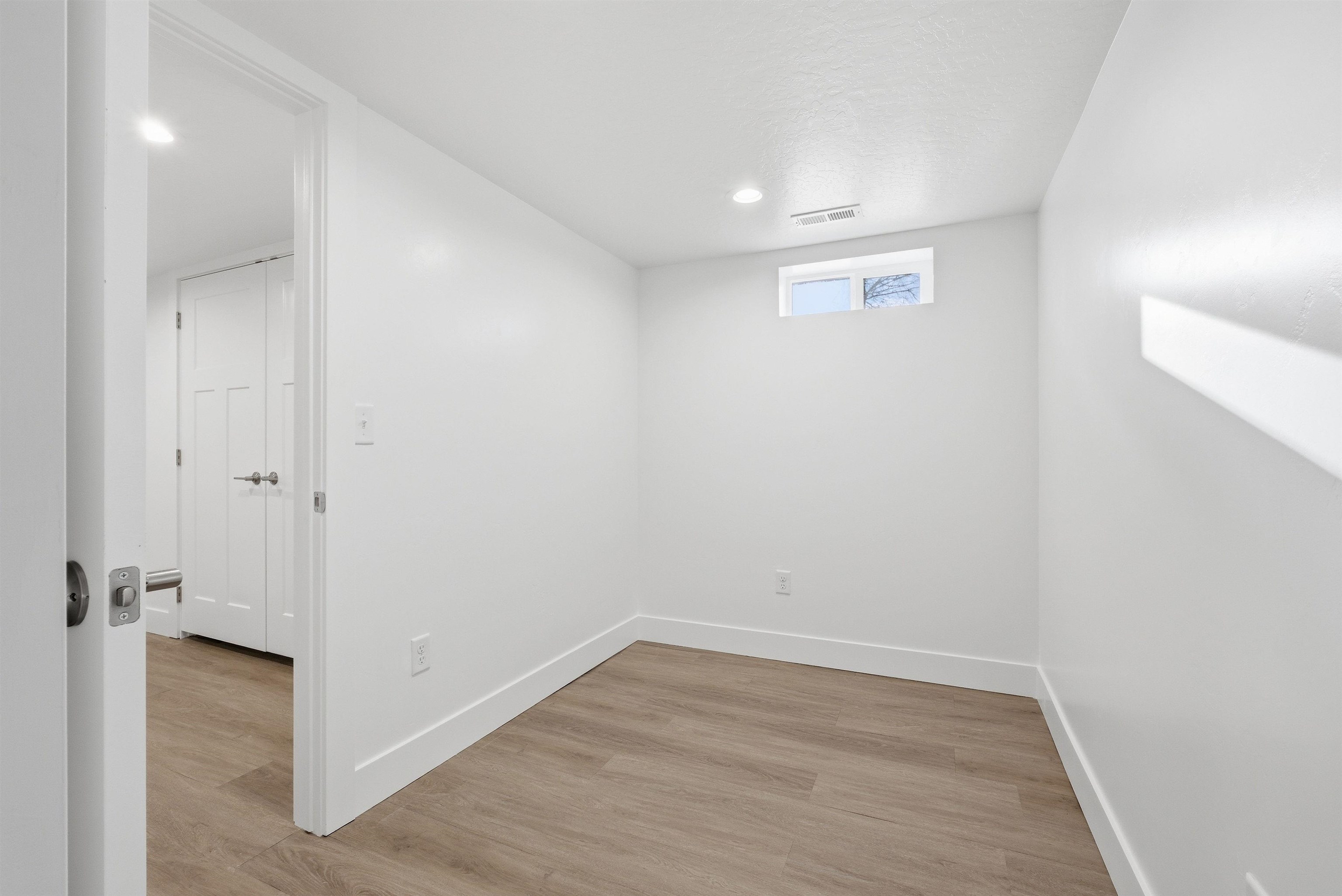 1021 N Willow Rd - Photo 17