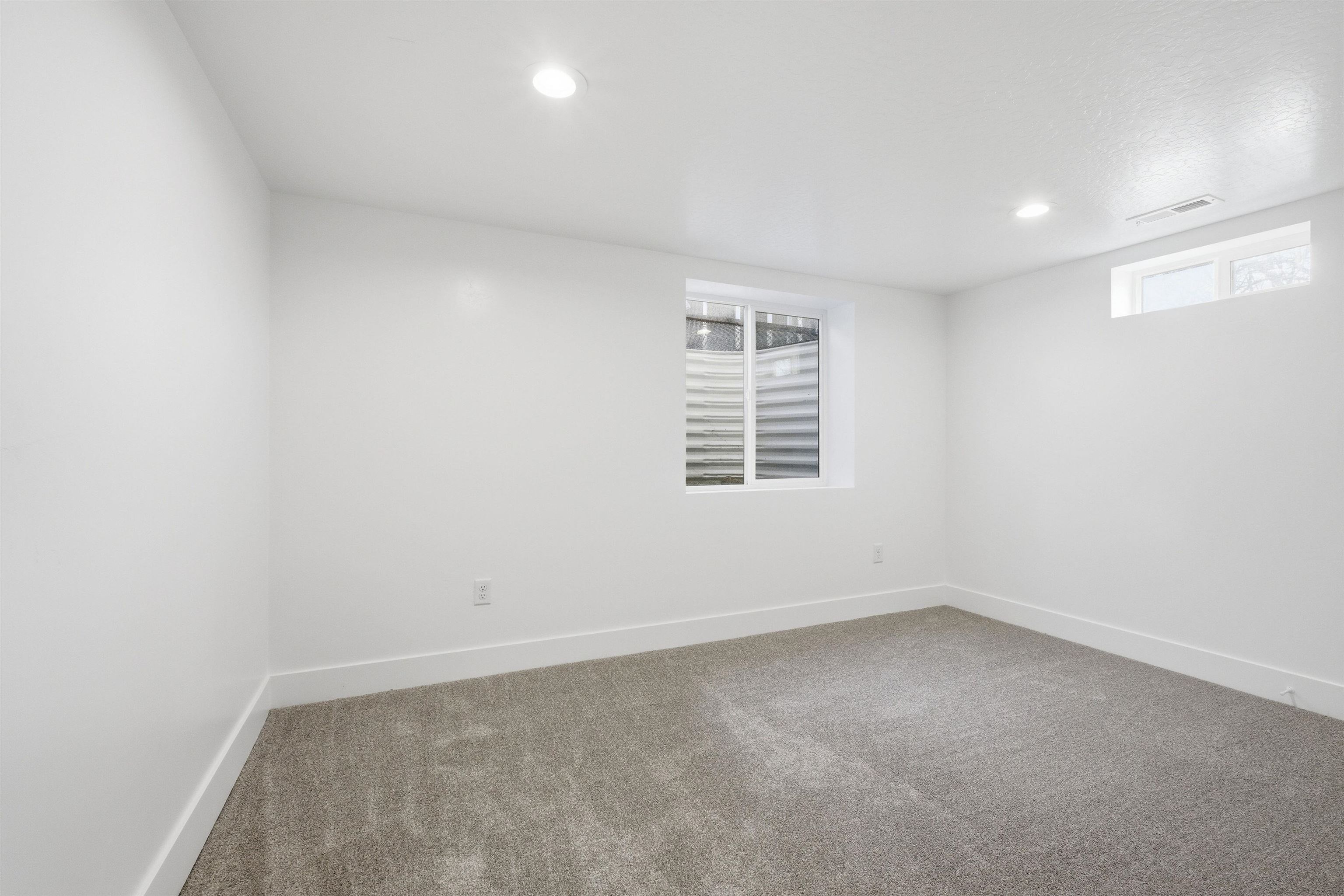 1021 N Willow Rd - Photo 24