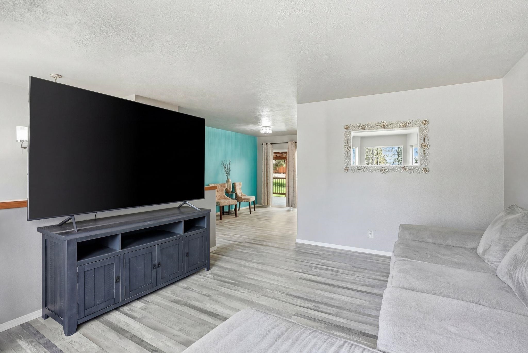 37714 N Sheets Rd - Photo 5