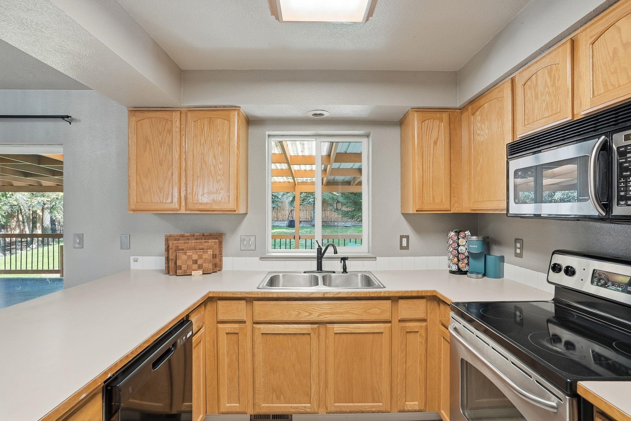 37714 N Sheets Rd - Photo 9