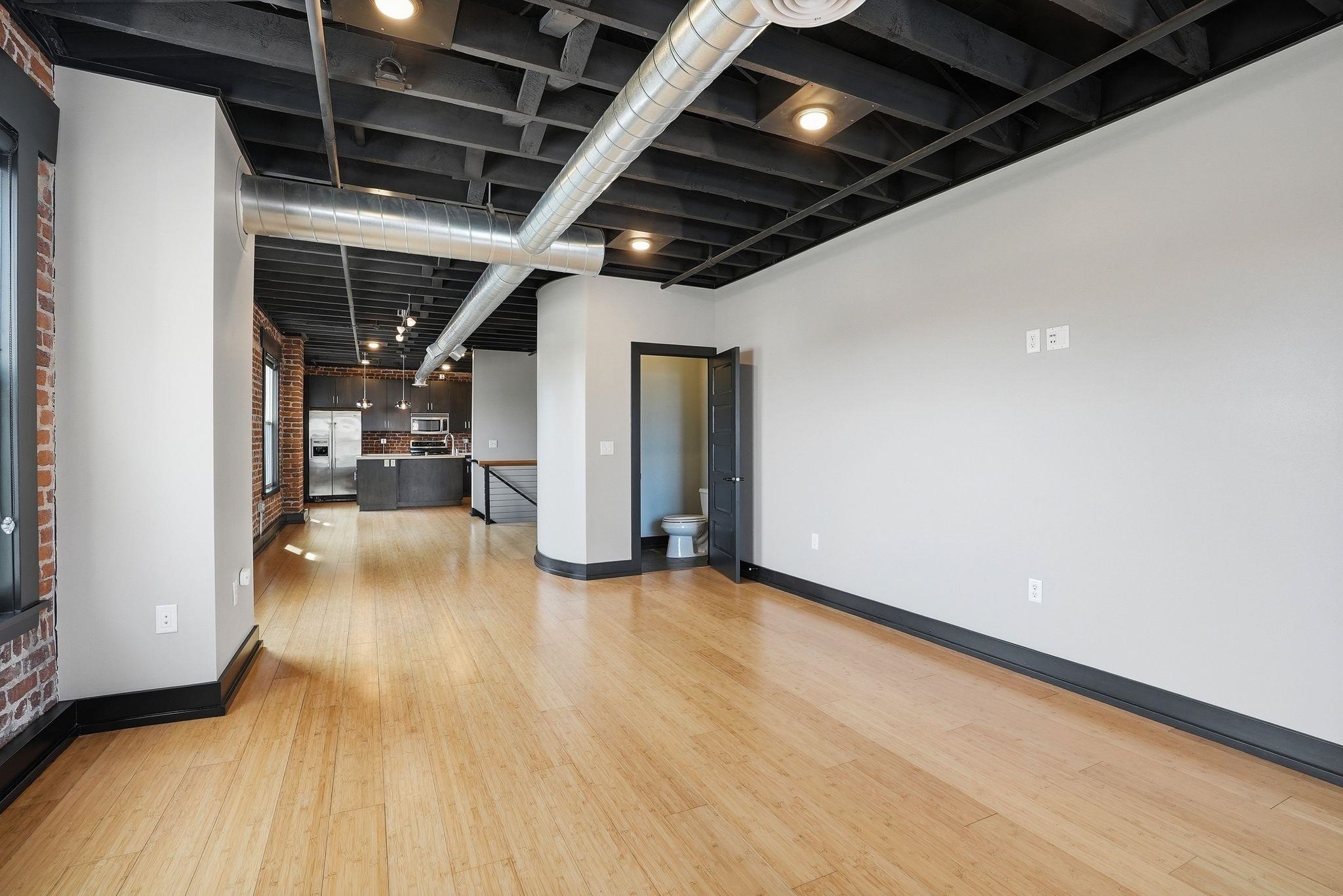 401 W 1st Ave - Photo 12