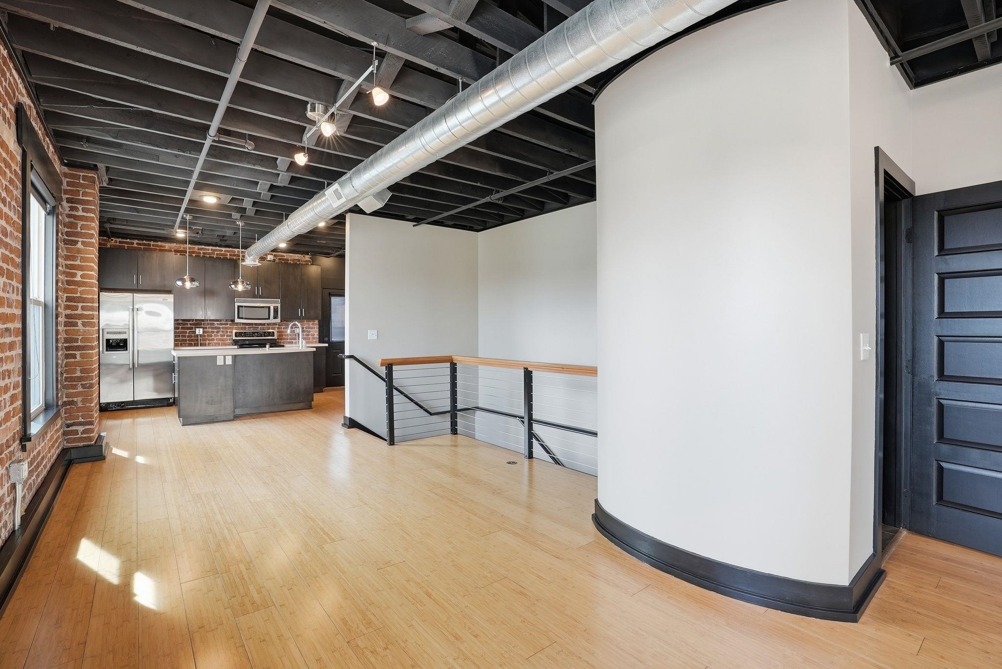 401 W 1st Ave - Photo 13