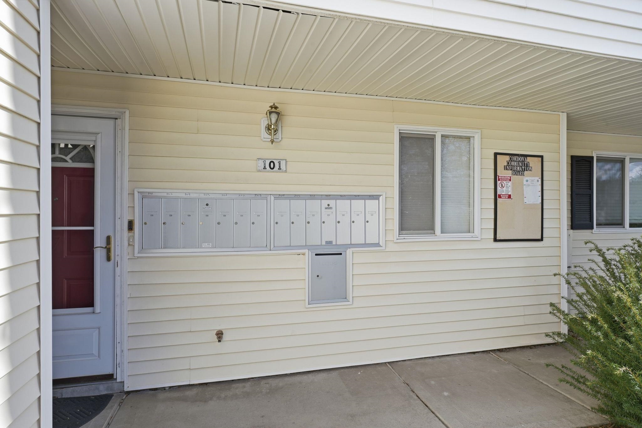 222 N Hutchinson Rd - Photo 16