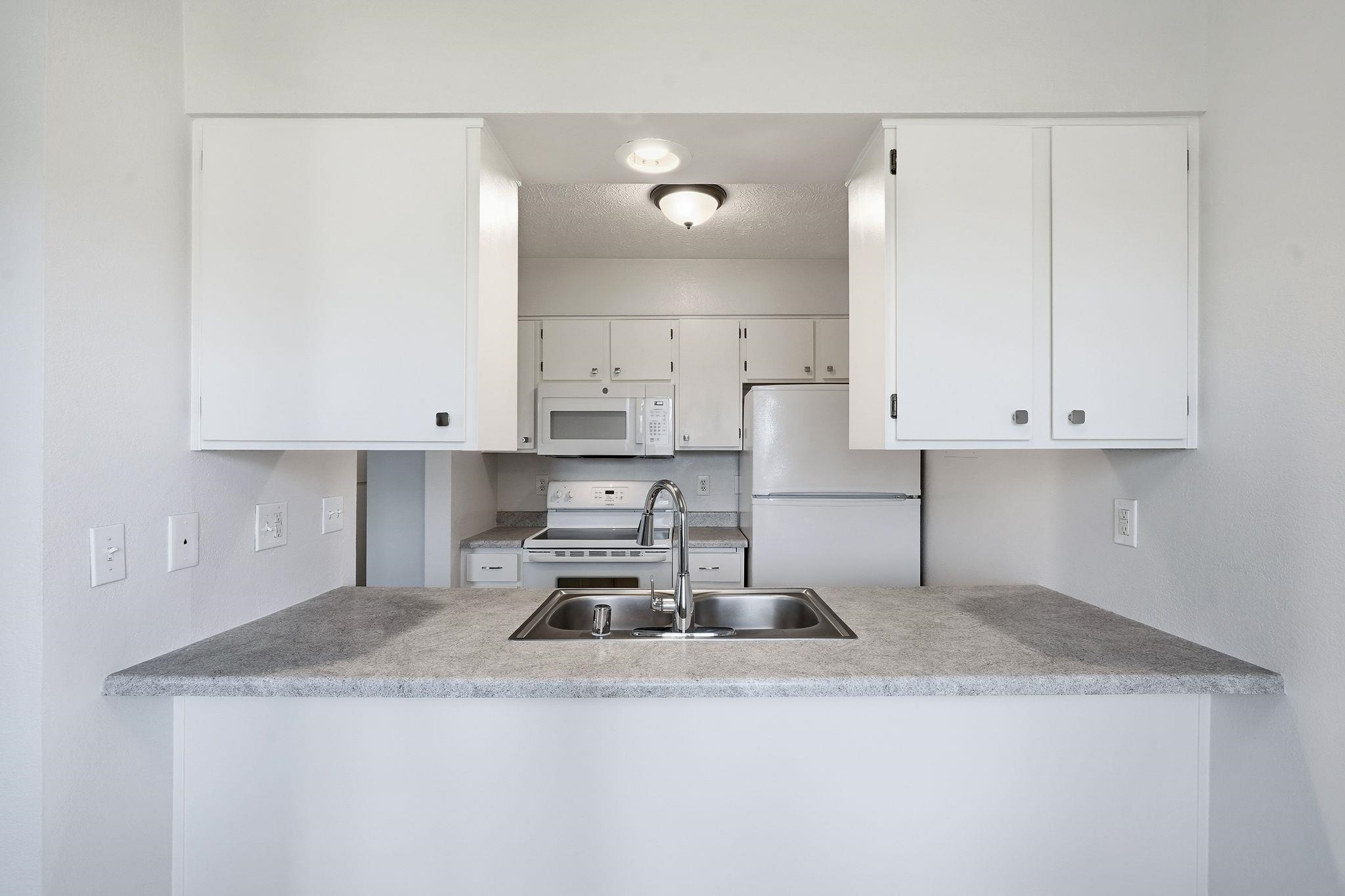 222 N Hutchinson Rd - Photo 8