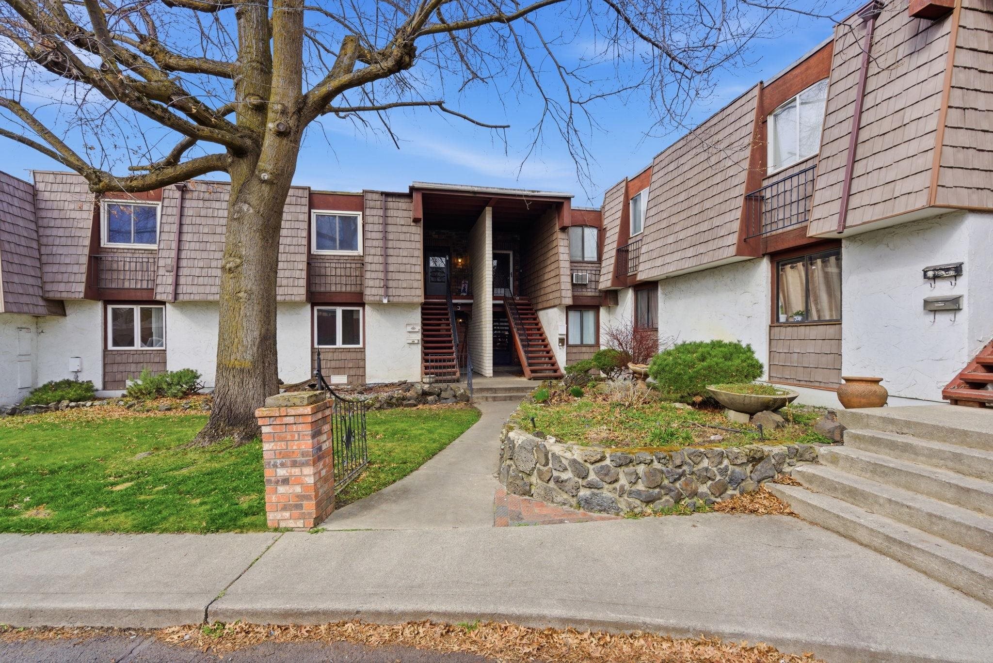 1716 N Pettet Dr - Photo 1
