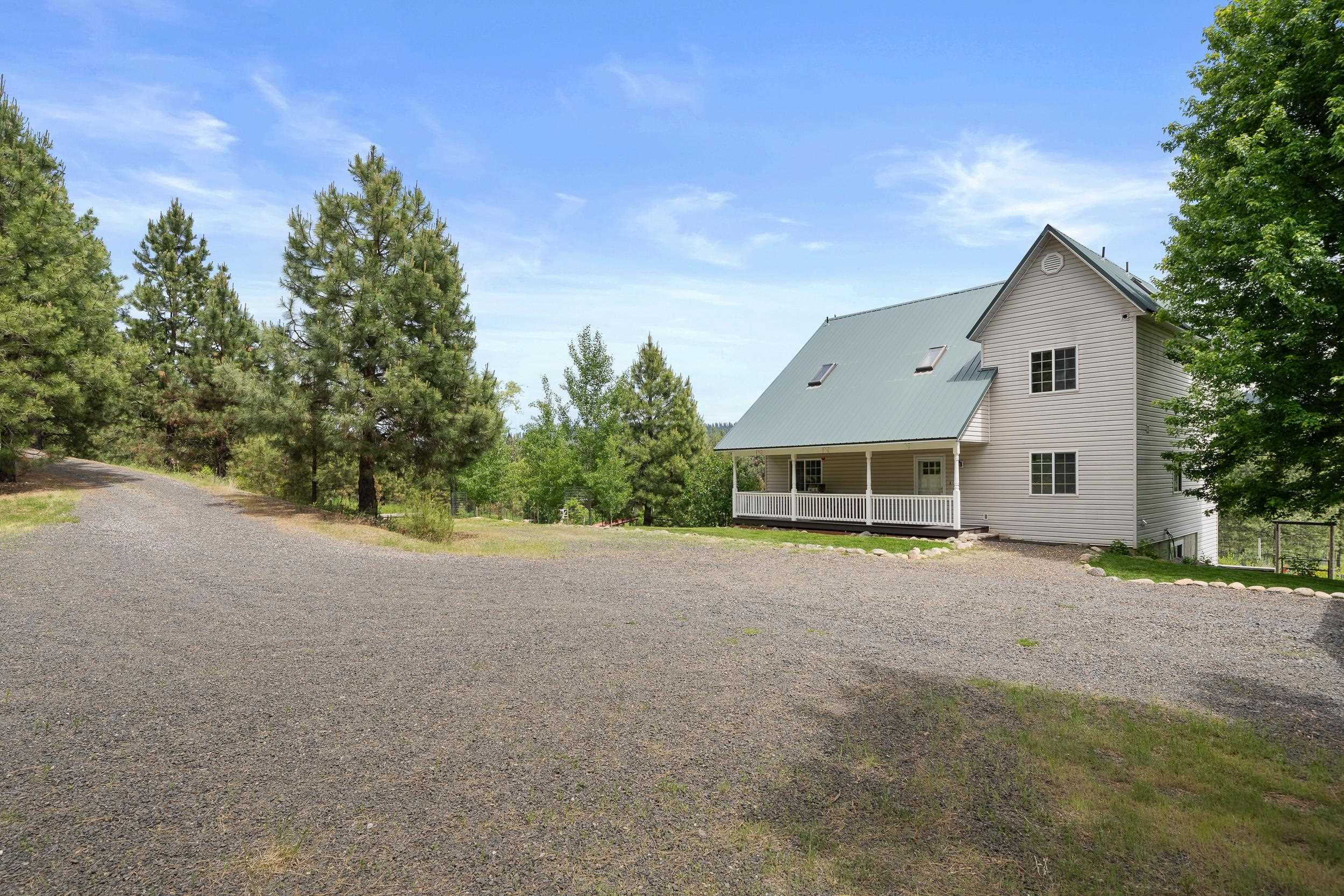 32626 N Milan Rd - Photo 3