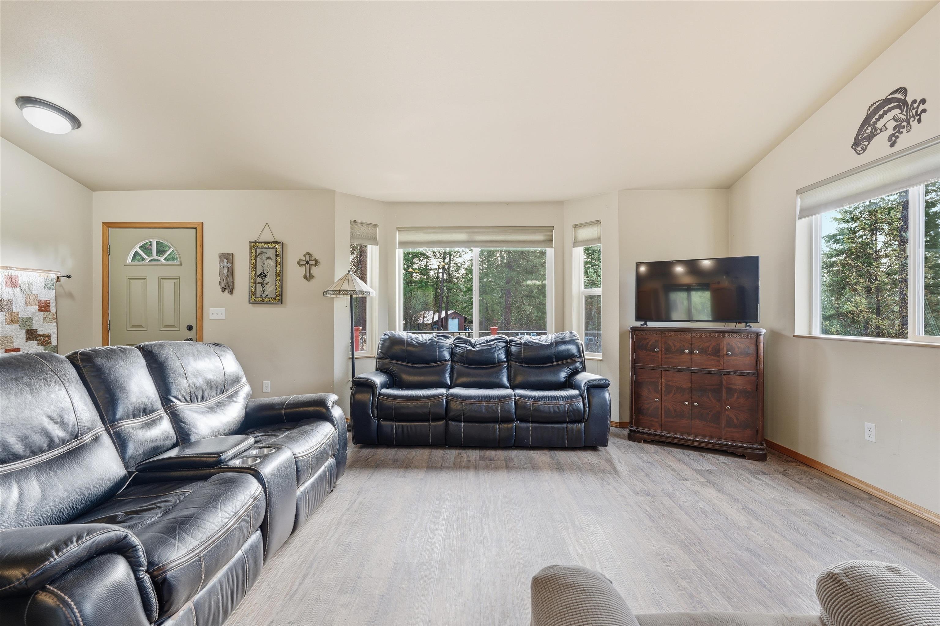 702 McCammon Dr - Photo 10