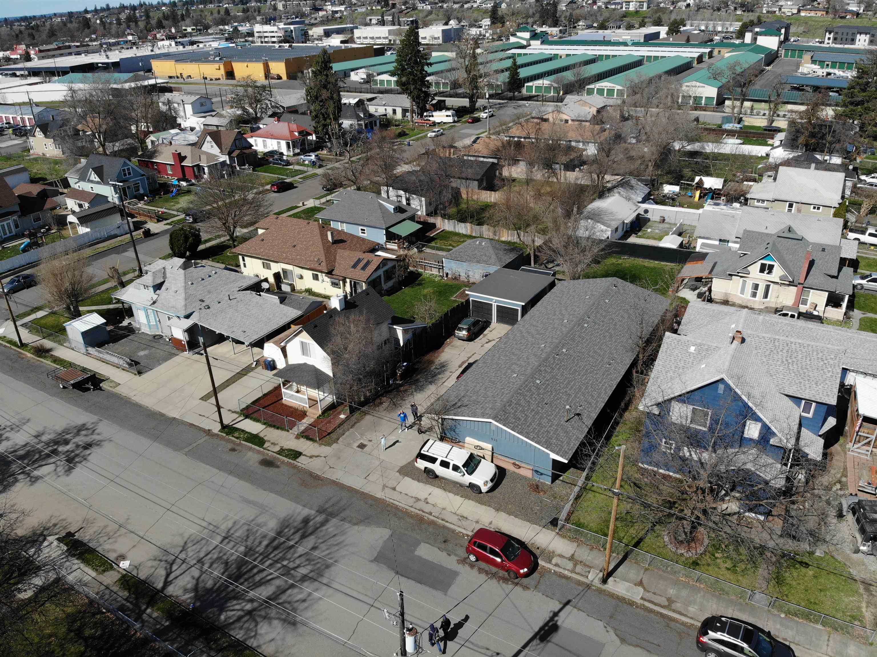 515 E Carlisle Ave - Photo 2