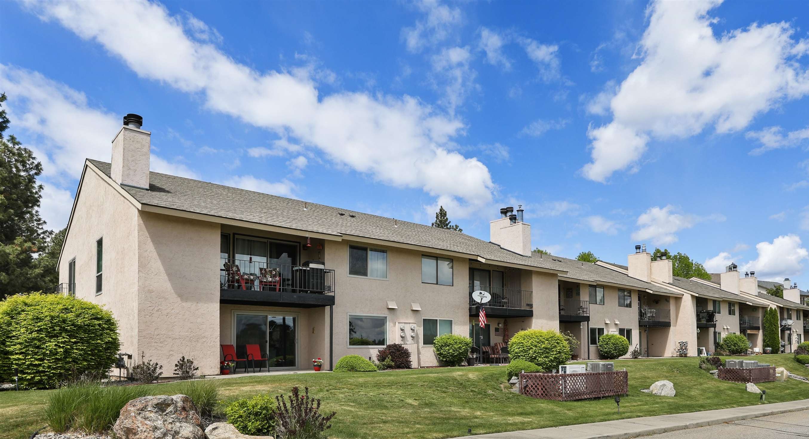 5303 N Argonne Ln - Photo 1