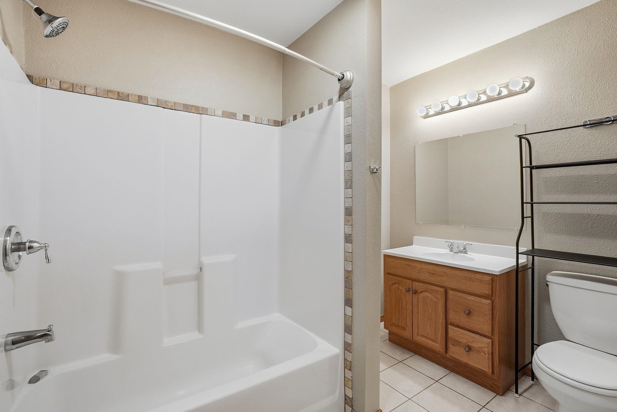 3408 E 48th Ct - Photo 15