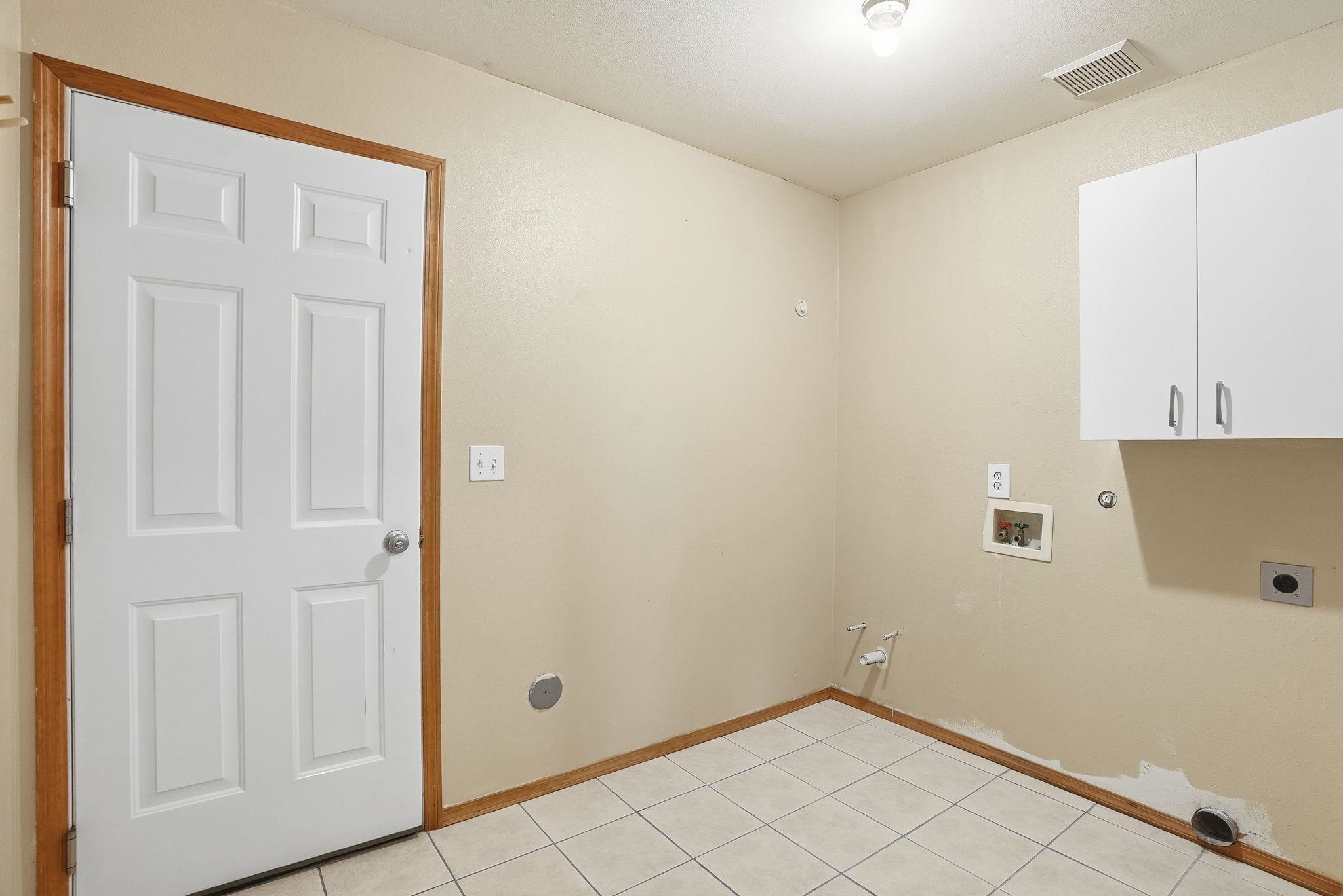 3408 E 48th Ct - Photo 21