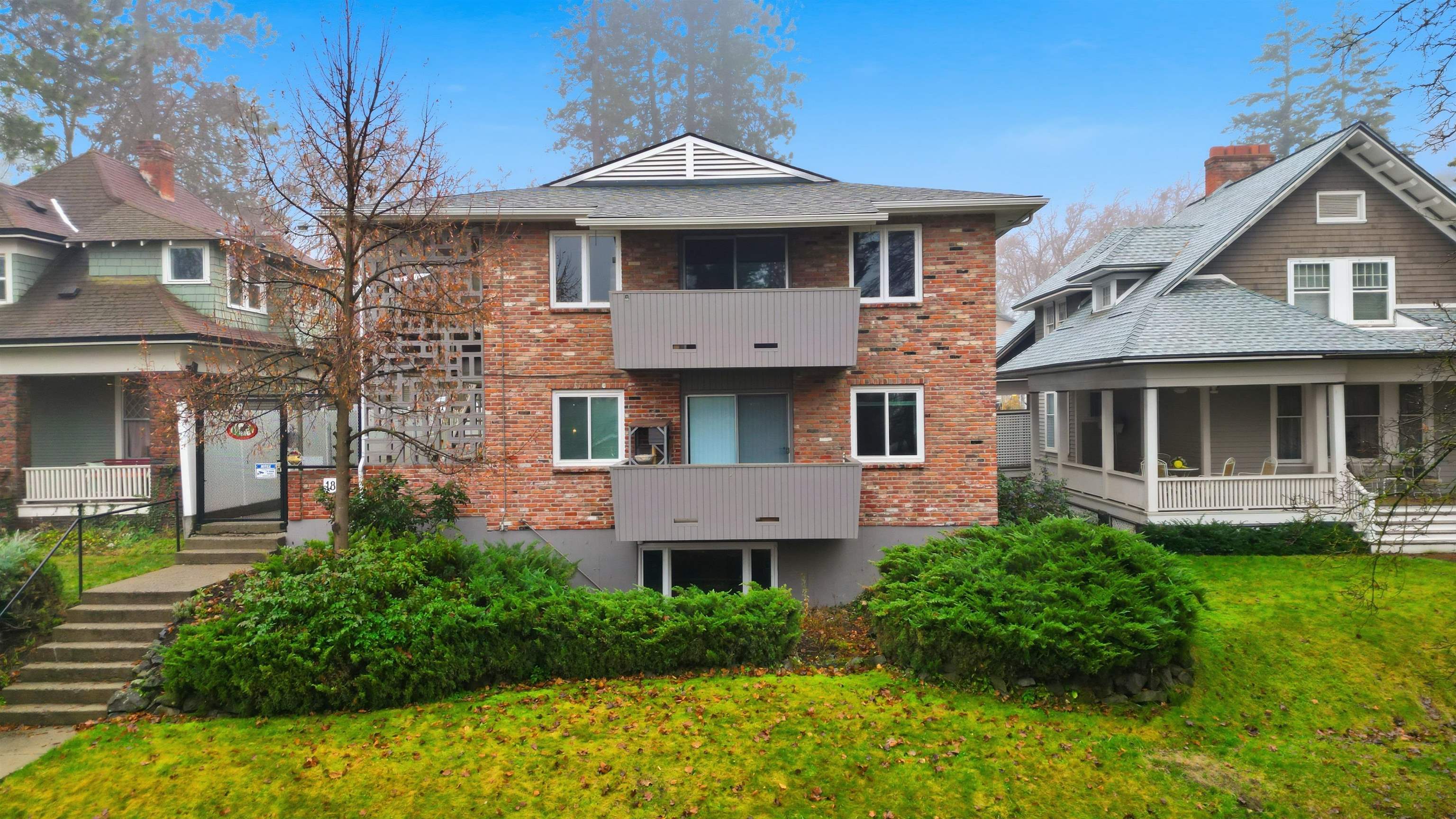 1821 W 8th Ave - Photo 1