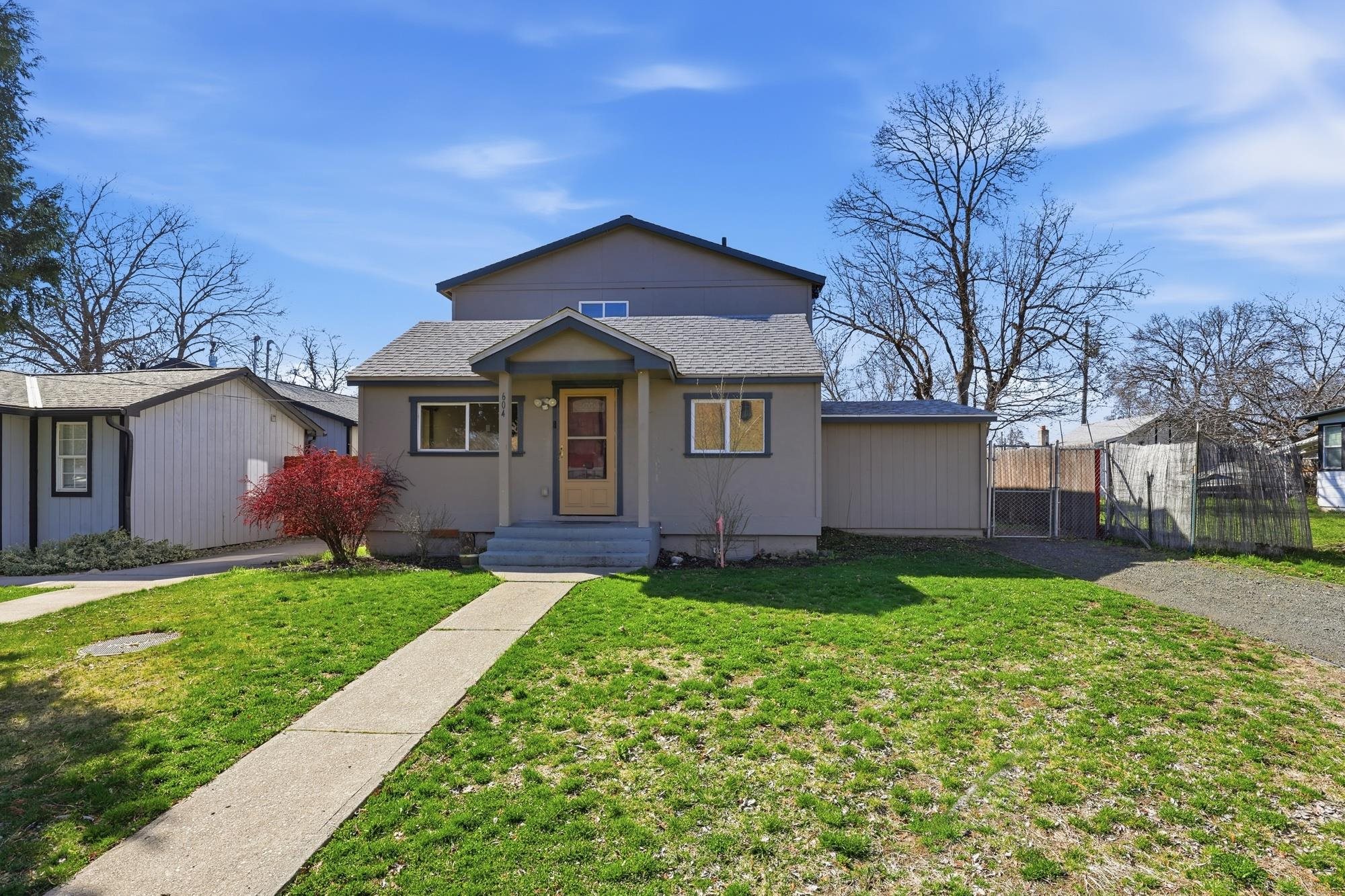 604 S Ray St - Photo 3