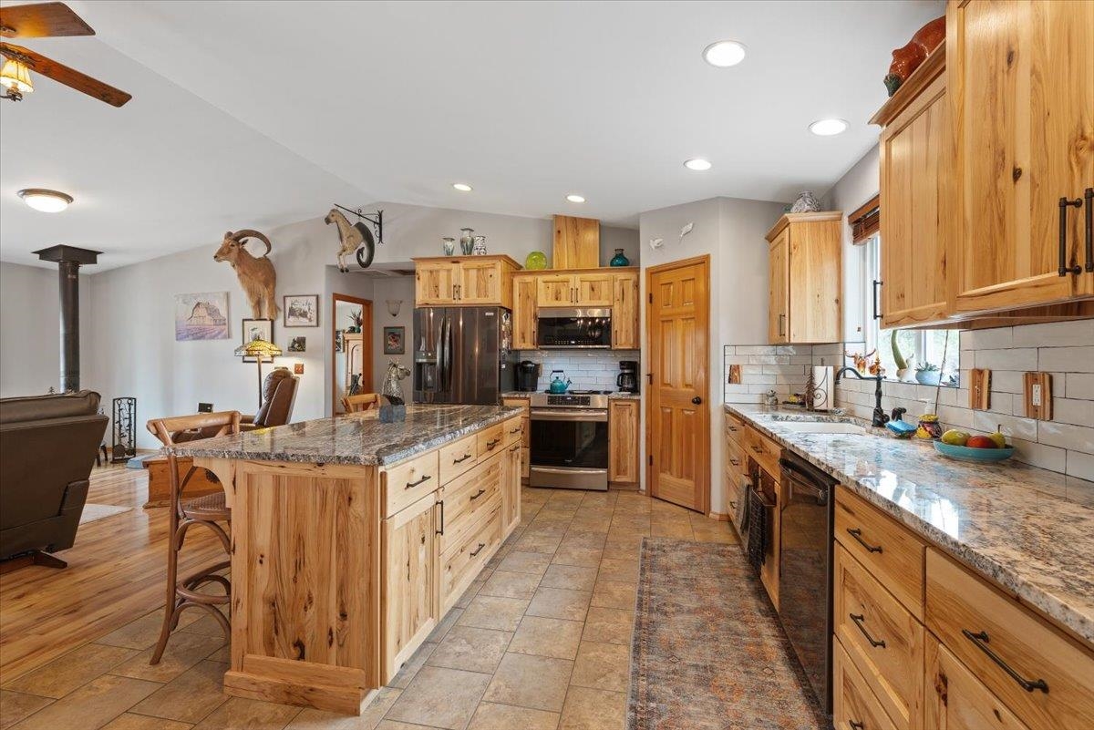 25106 W Carman Ln - Photo 12