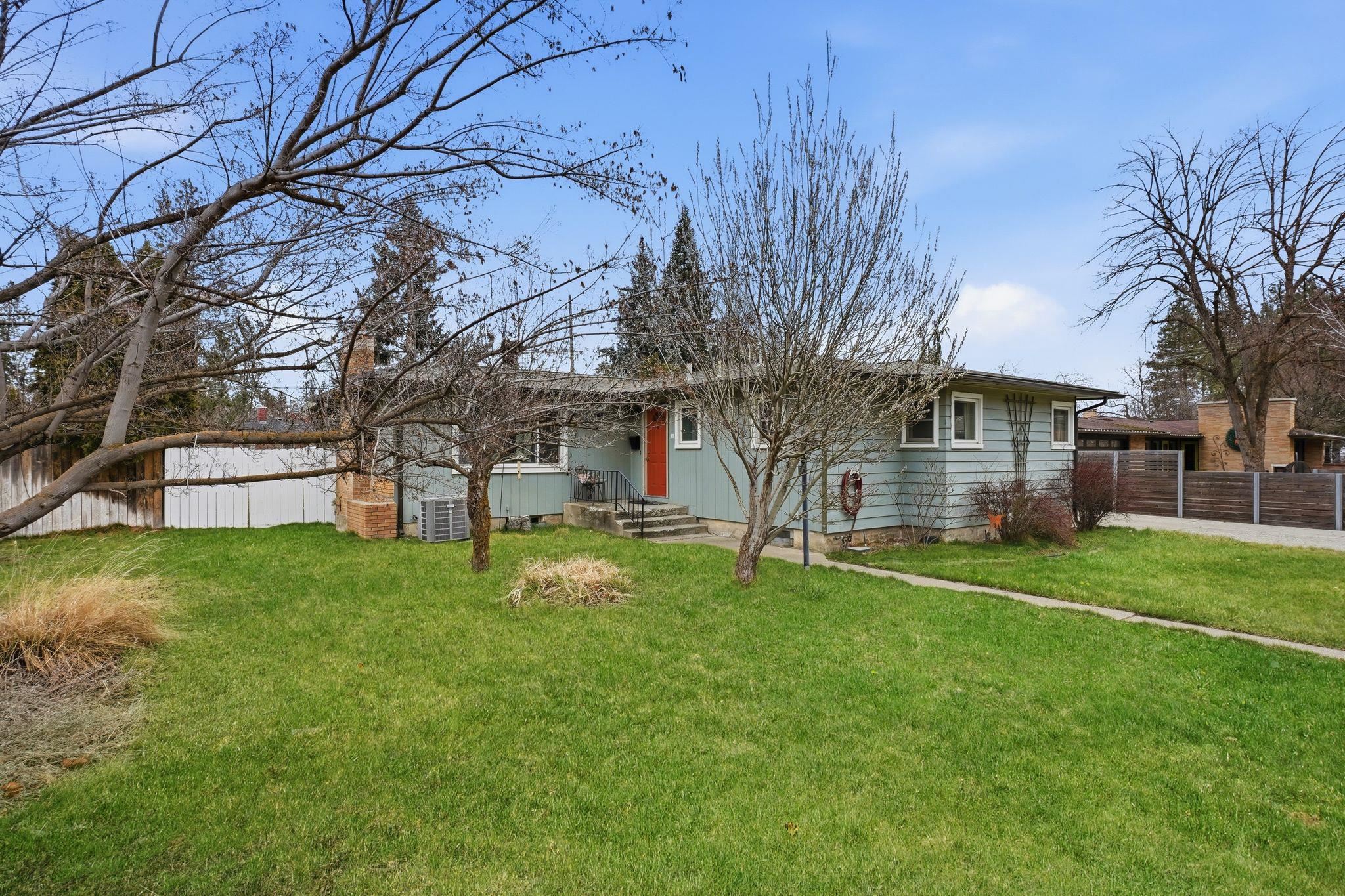 16 W 37th Ave - Photo 3