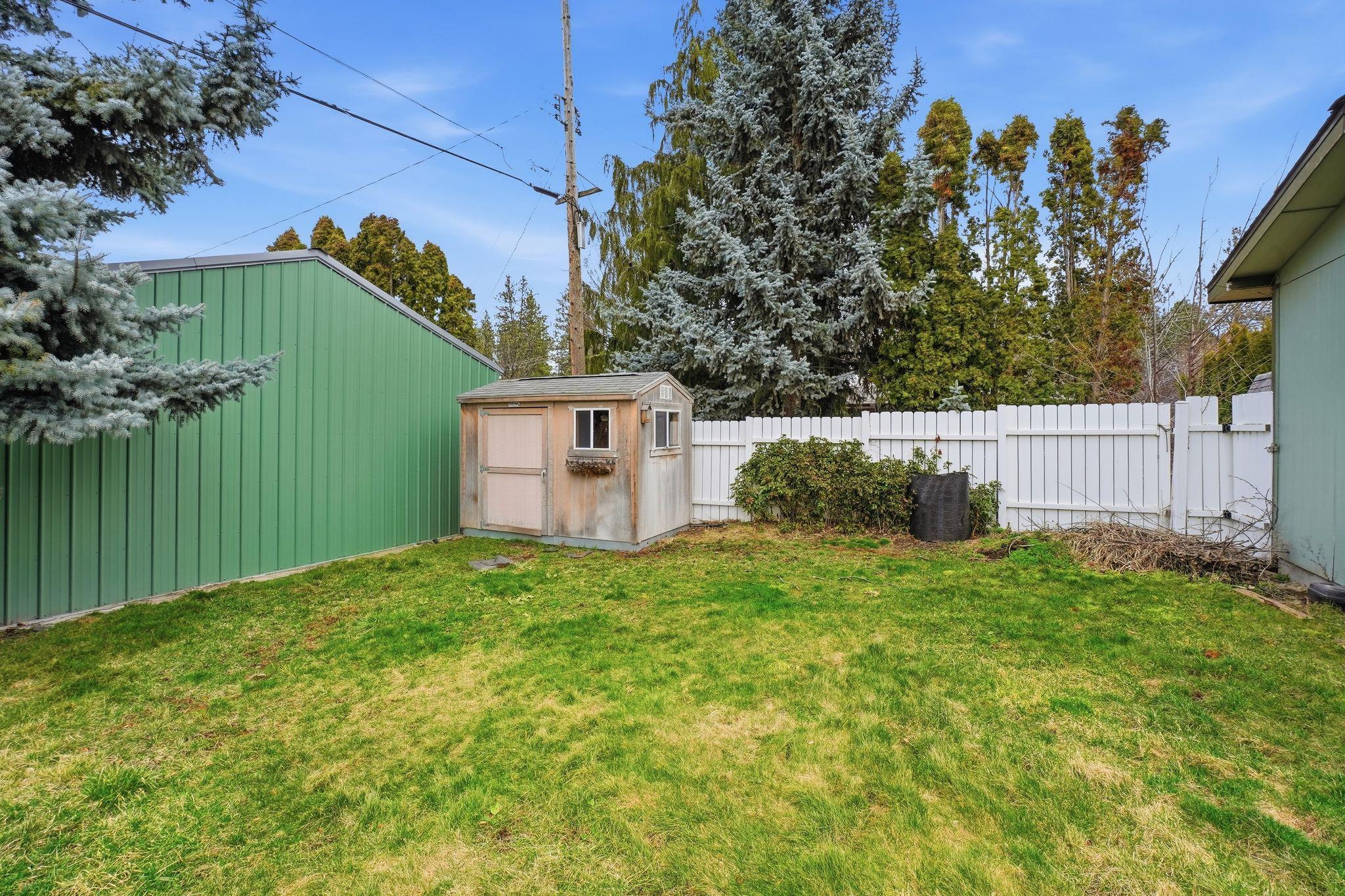 16 W 37th Ave - Photo 33