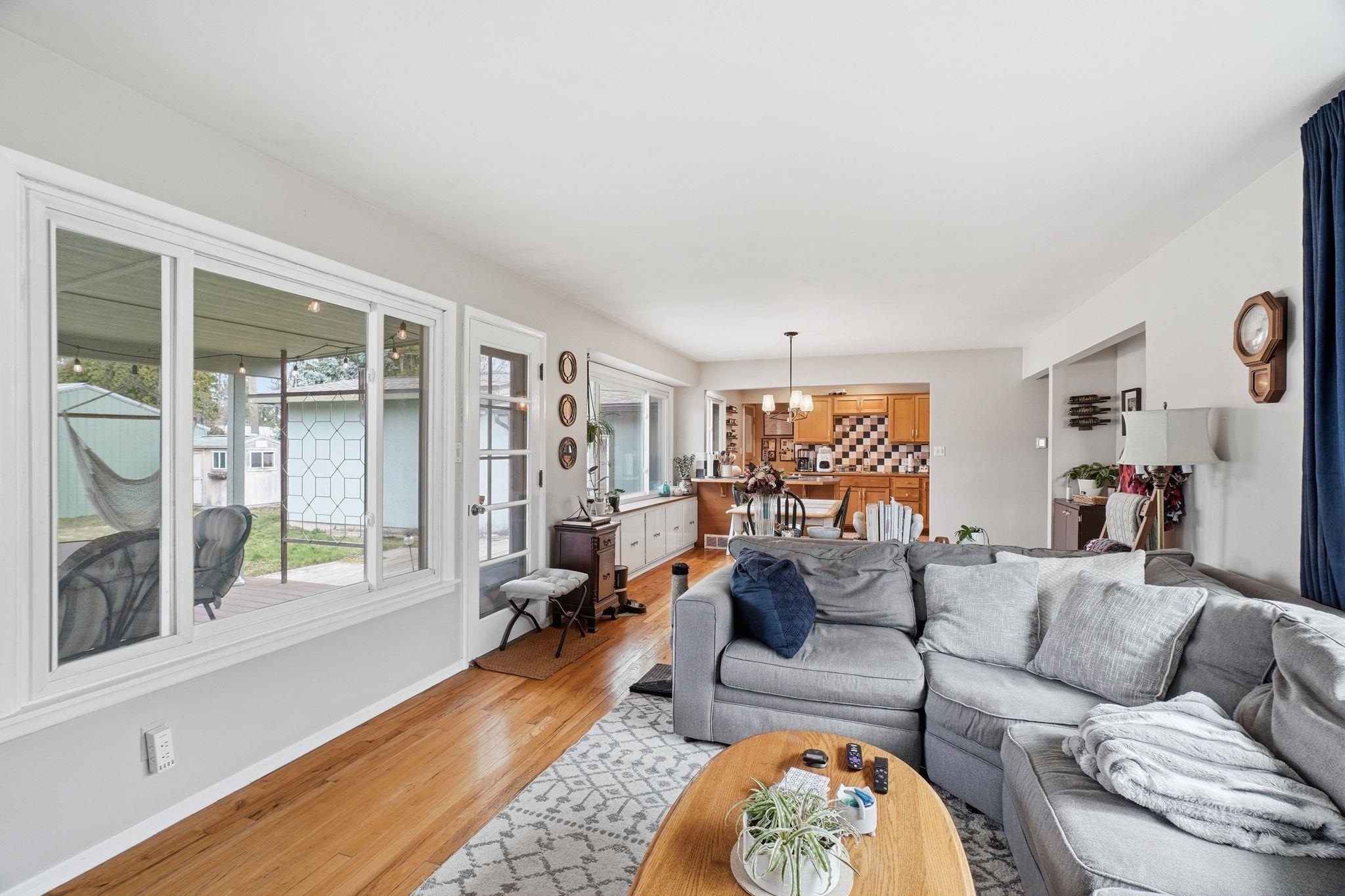16 W 37th Ave - Photo 7