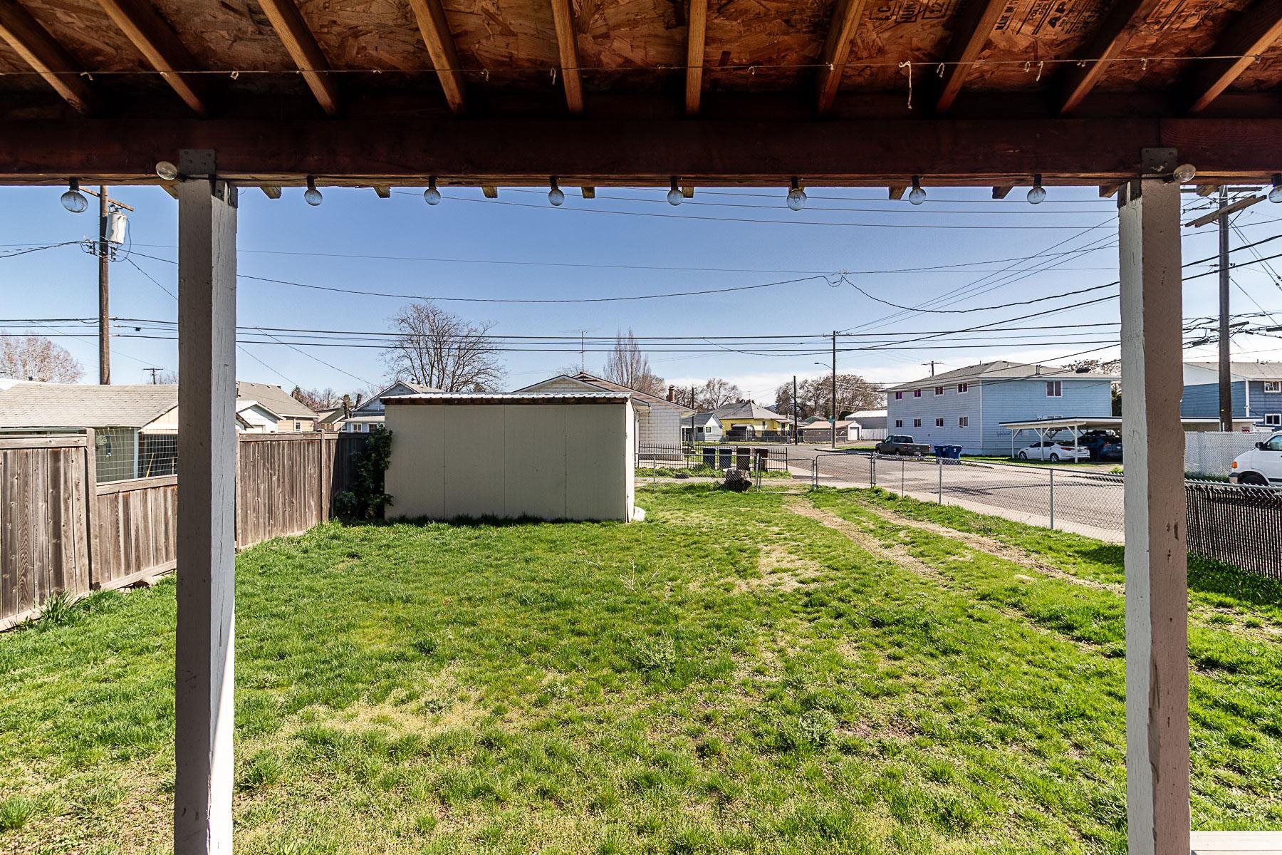 1708 E Tilsley Pl - Photo 18
