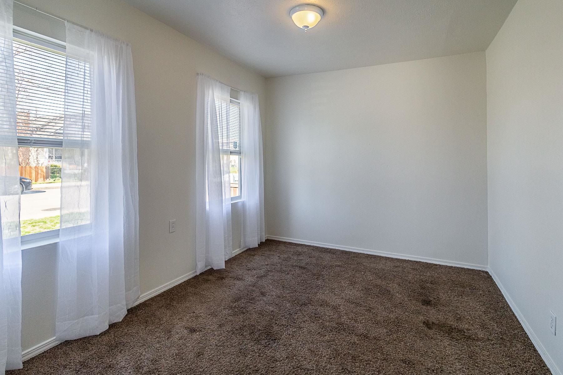 1708 E Tilsley Pl - Photo 7