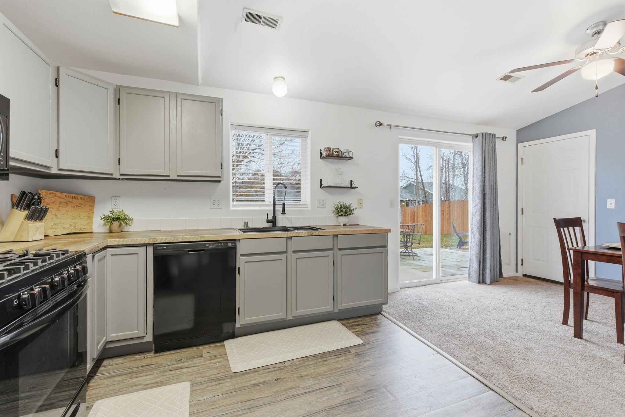 12513 W 10th Ave - Photo 13