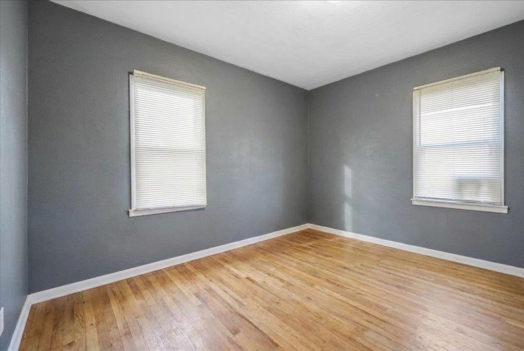 11723 E 4th Ave - Photo 16