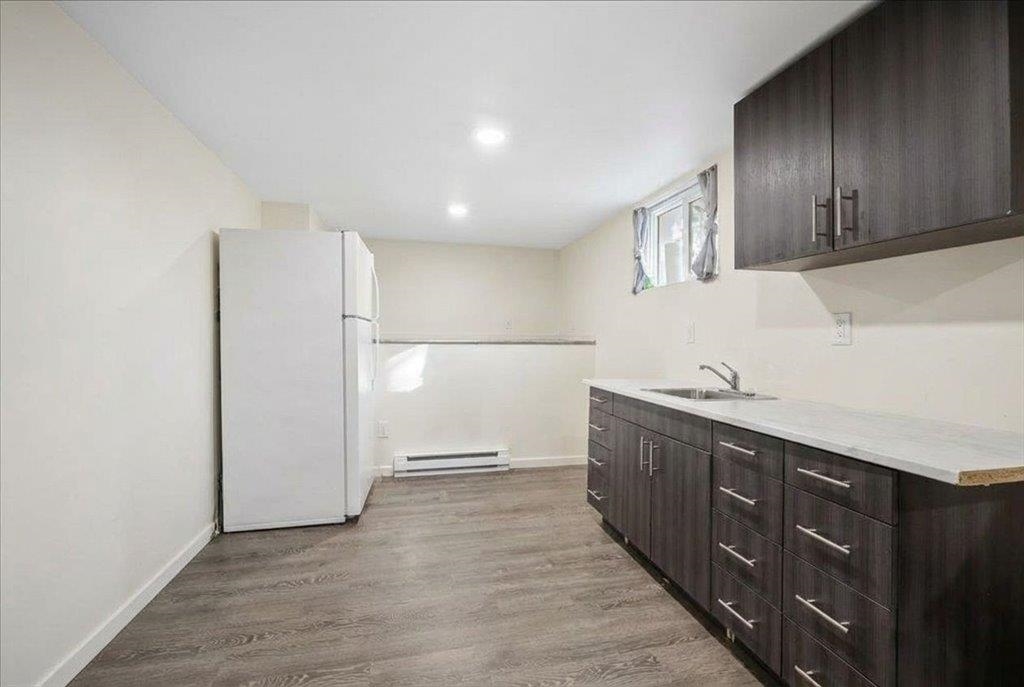 11723 E 4th Ave - Photo 25