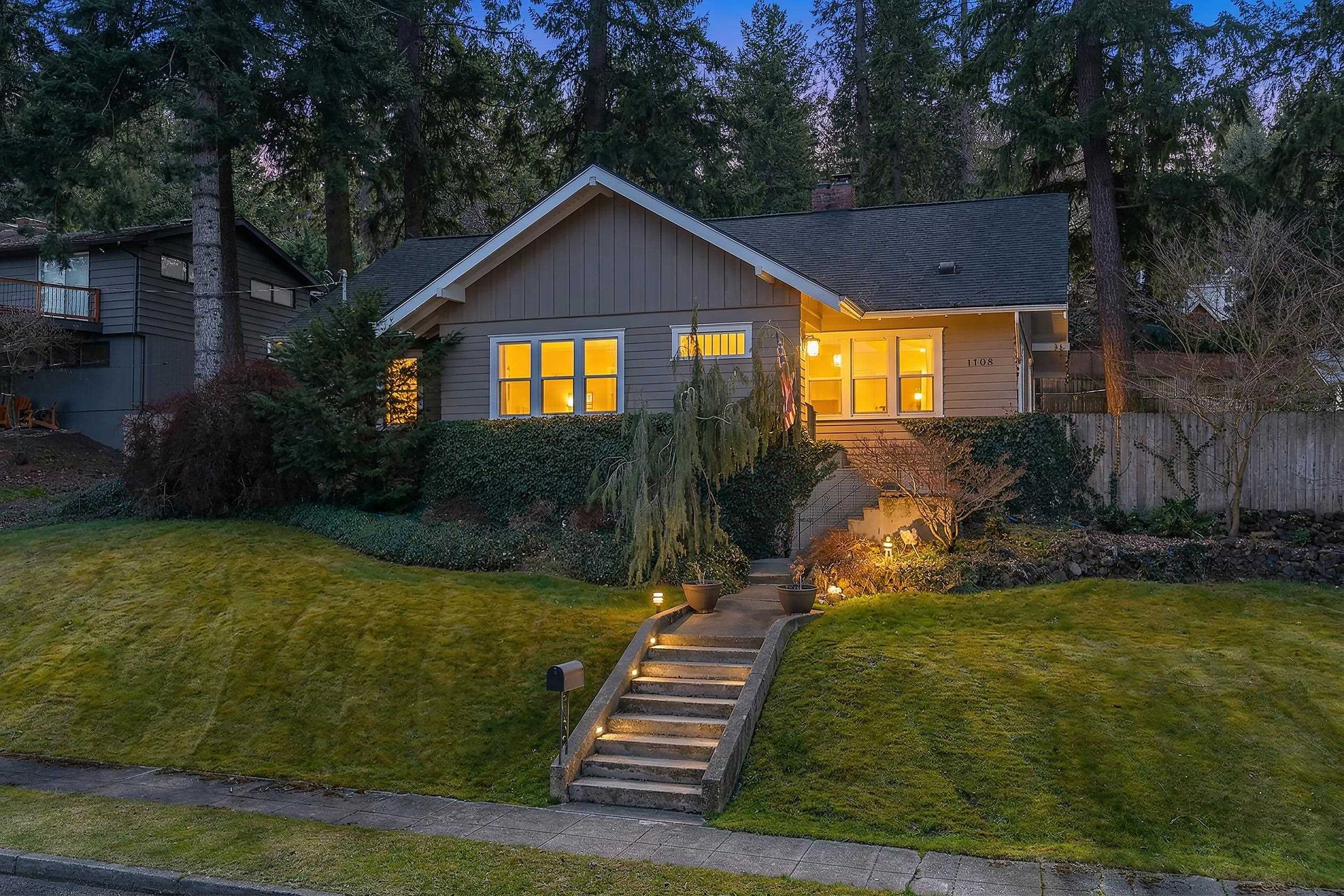 1708 E 18th Ave - Photo 2
