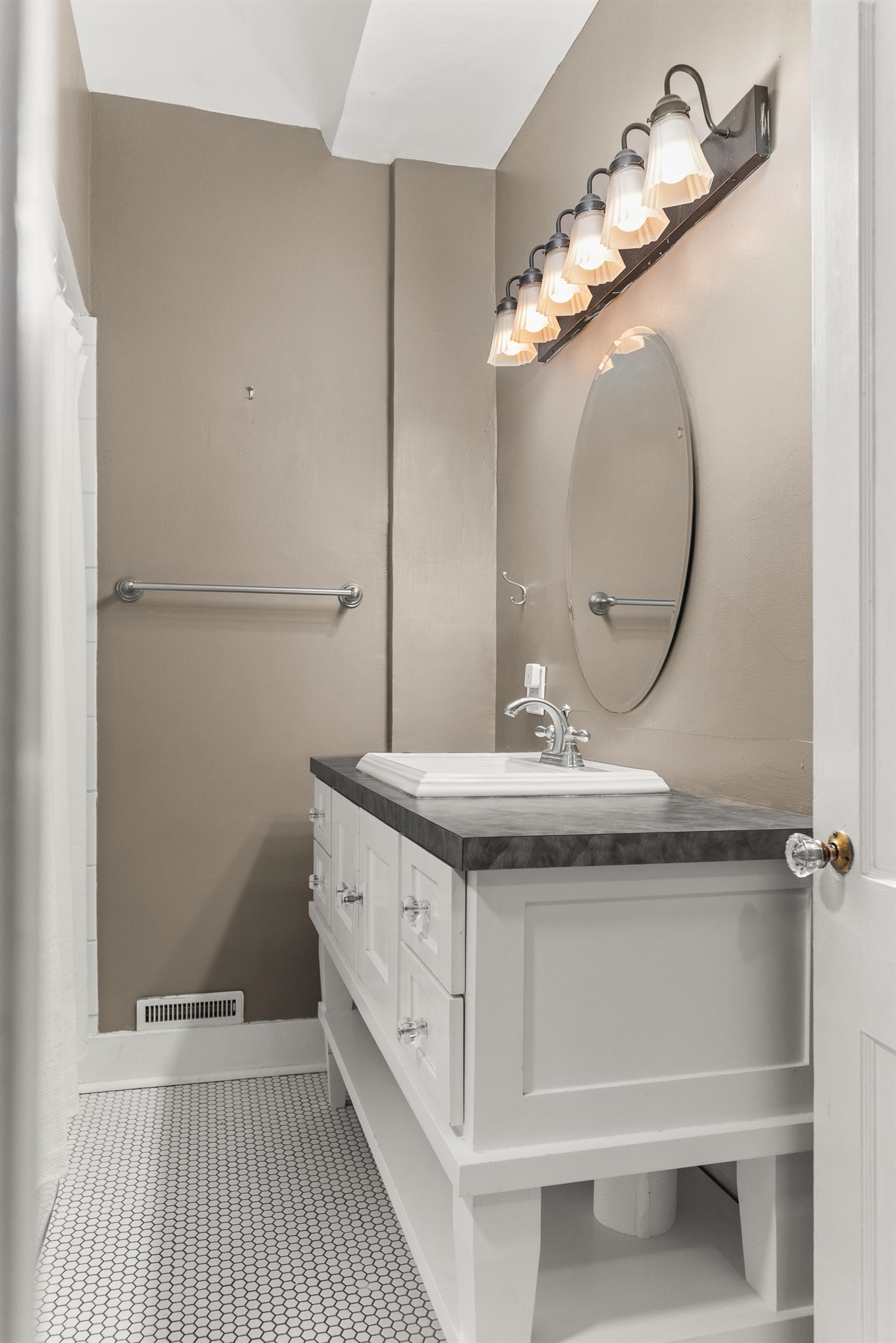 1708 E 18th Ave - Photo 27