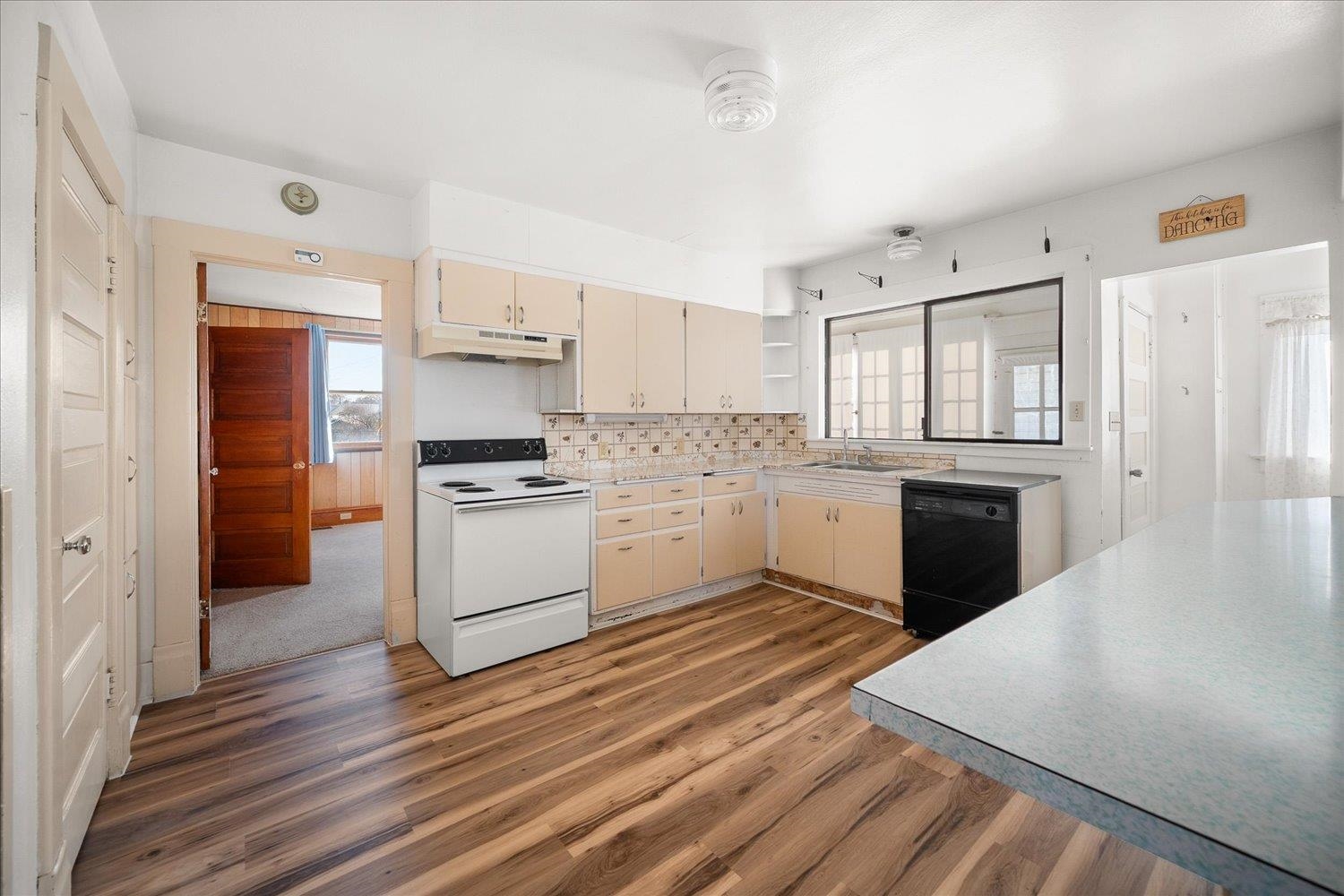 111 N 2nd St - Photo 11