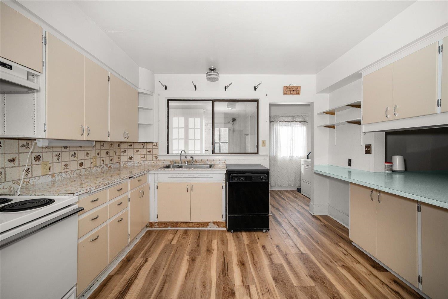 111 N 2nd St - Photo 12