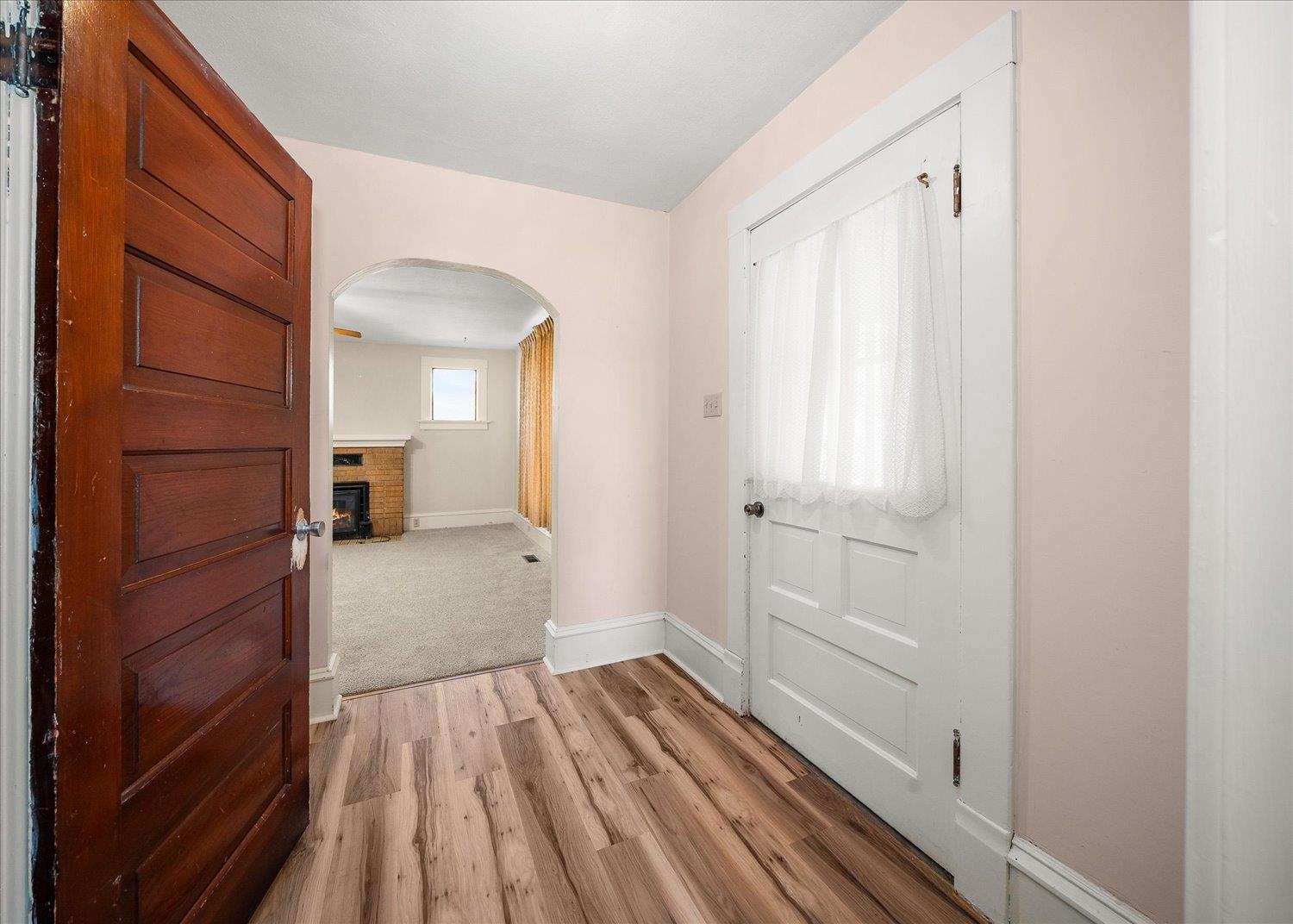 111 N 2nd St - Photo 4