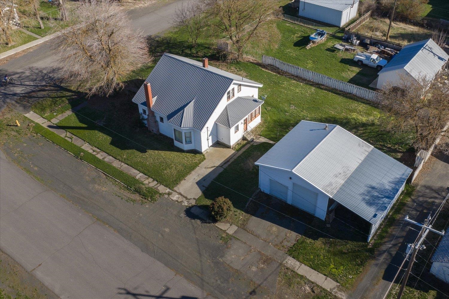111 N 2nd St - Photo 38