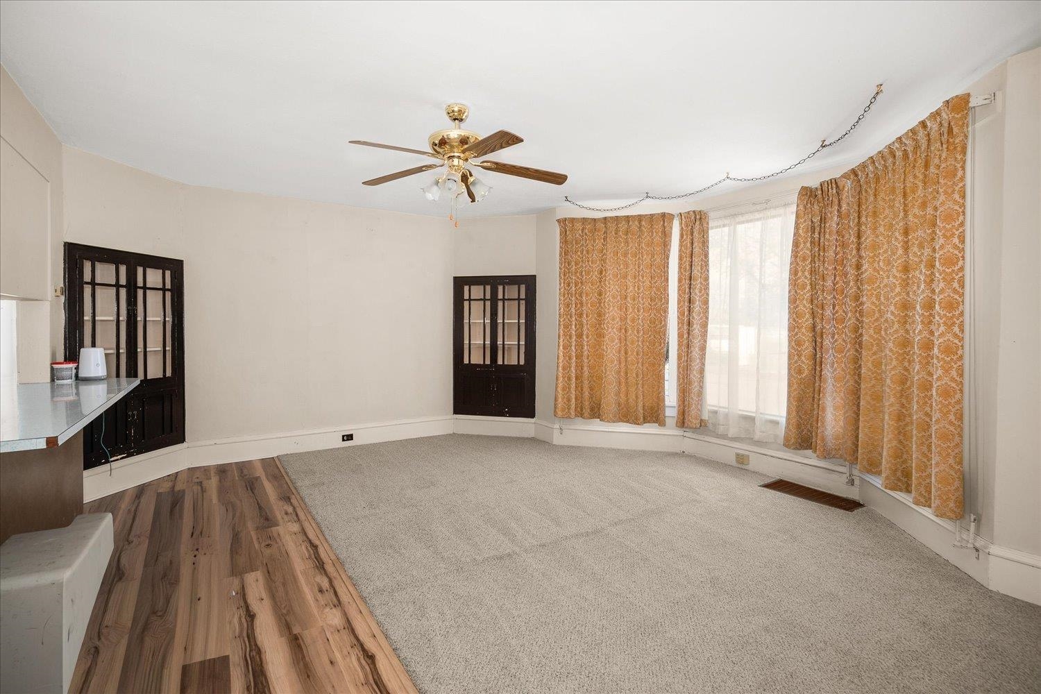 111 N 2nd St - Photo 8