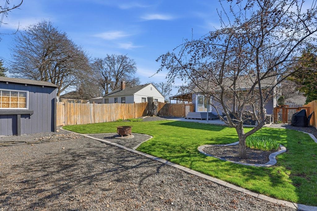 14521 E Heroy Ave - Photo 29