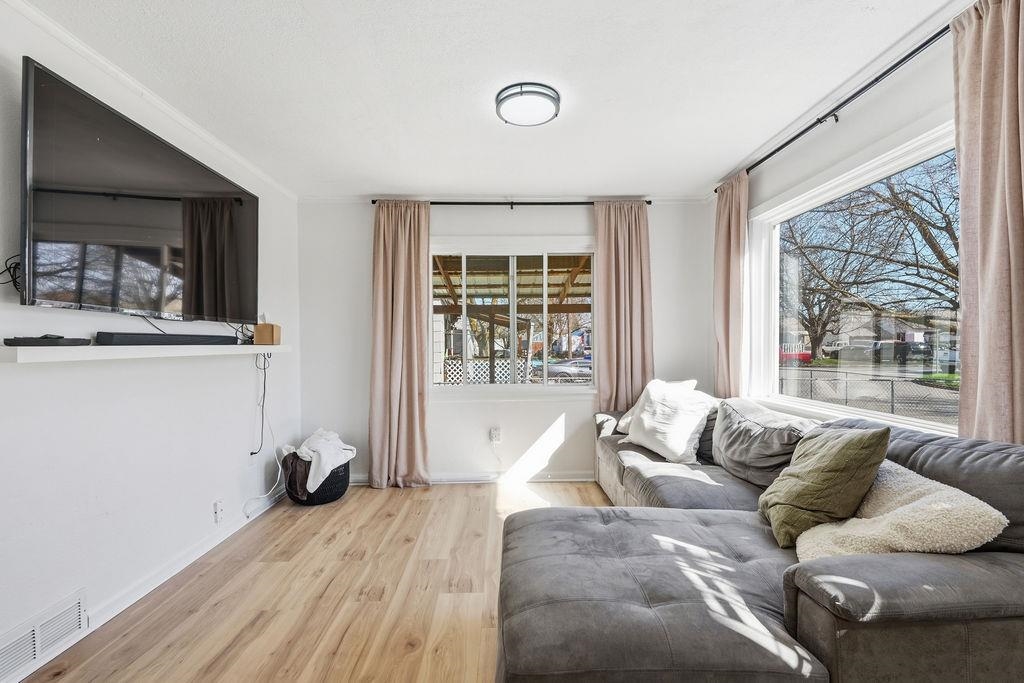 14521 E Heroy Ave - Photo 6