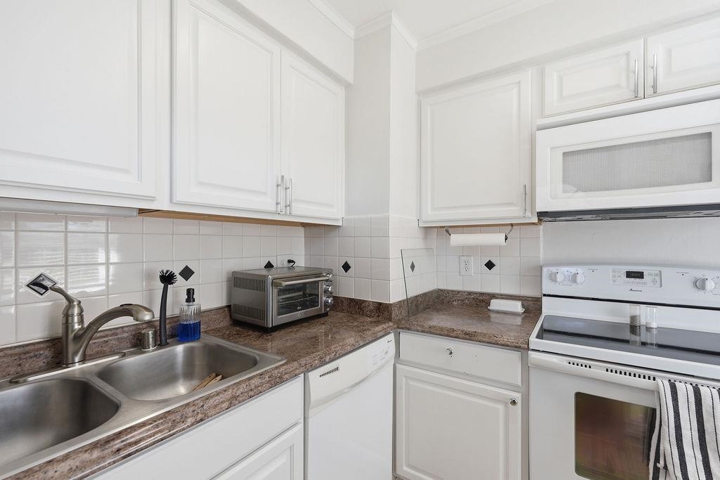 14521 E Heroy Ave - Photo 10