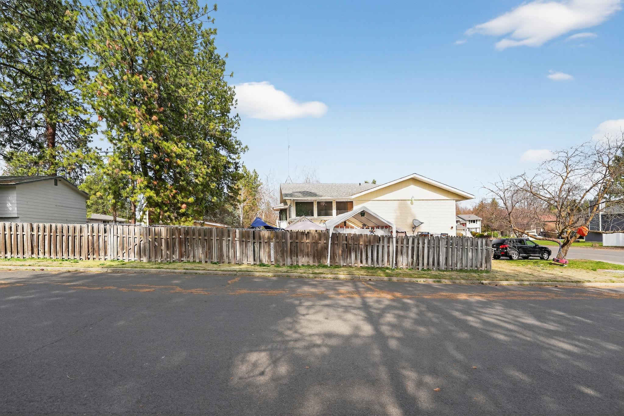 11201 N Wall St - Photo 4