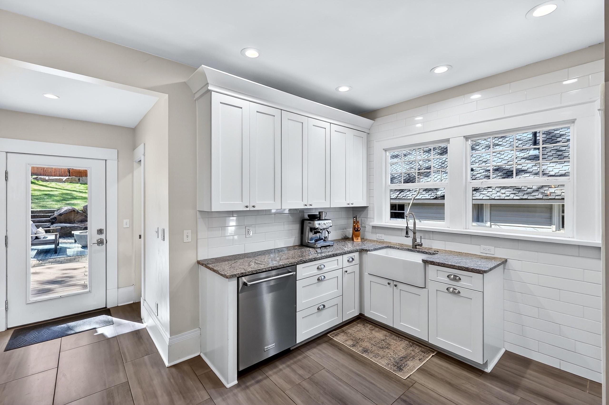416 E 18th Ave - Photo 13