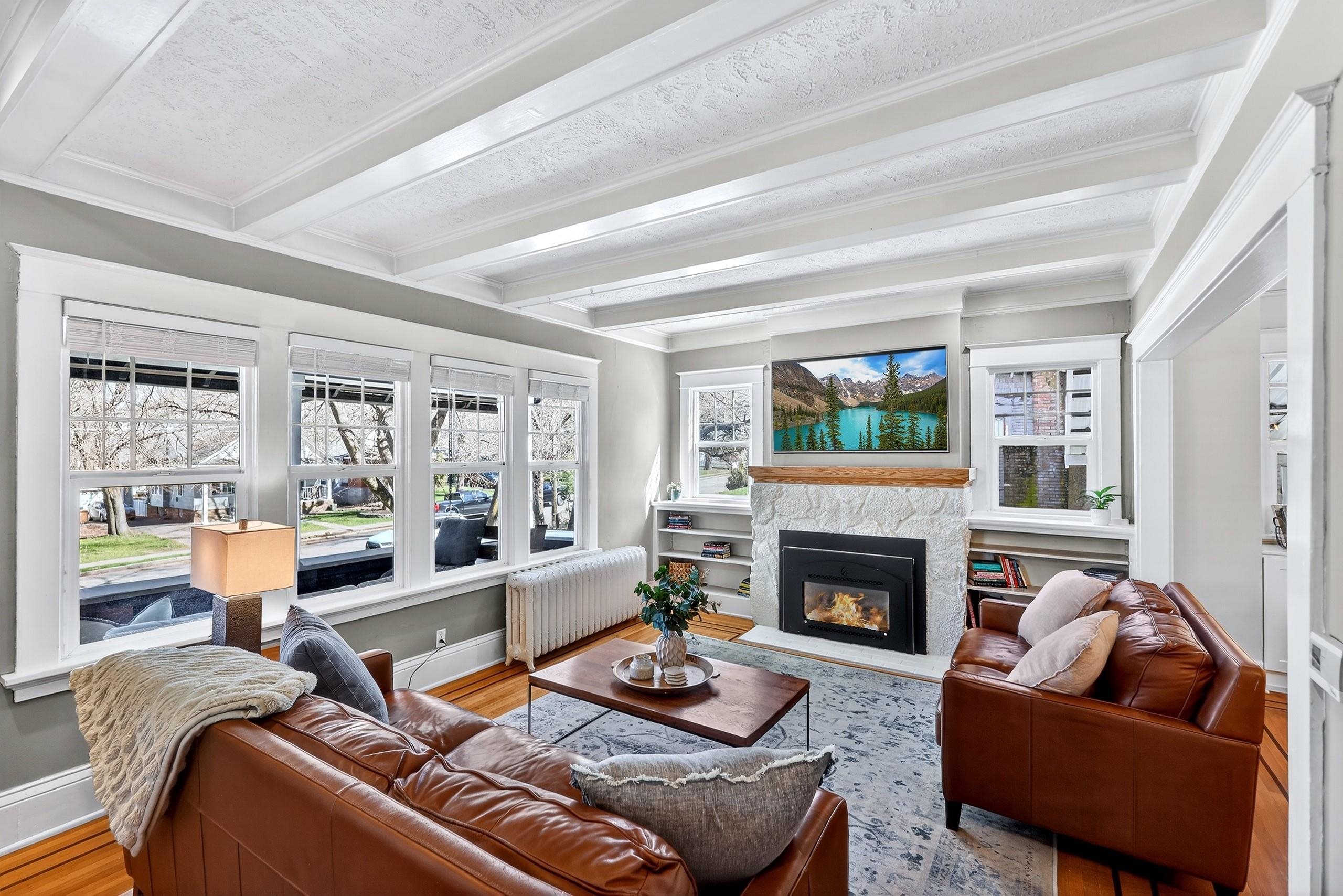 416 E 18th Ave - Photo 3