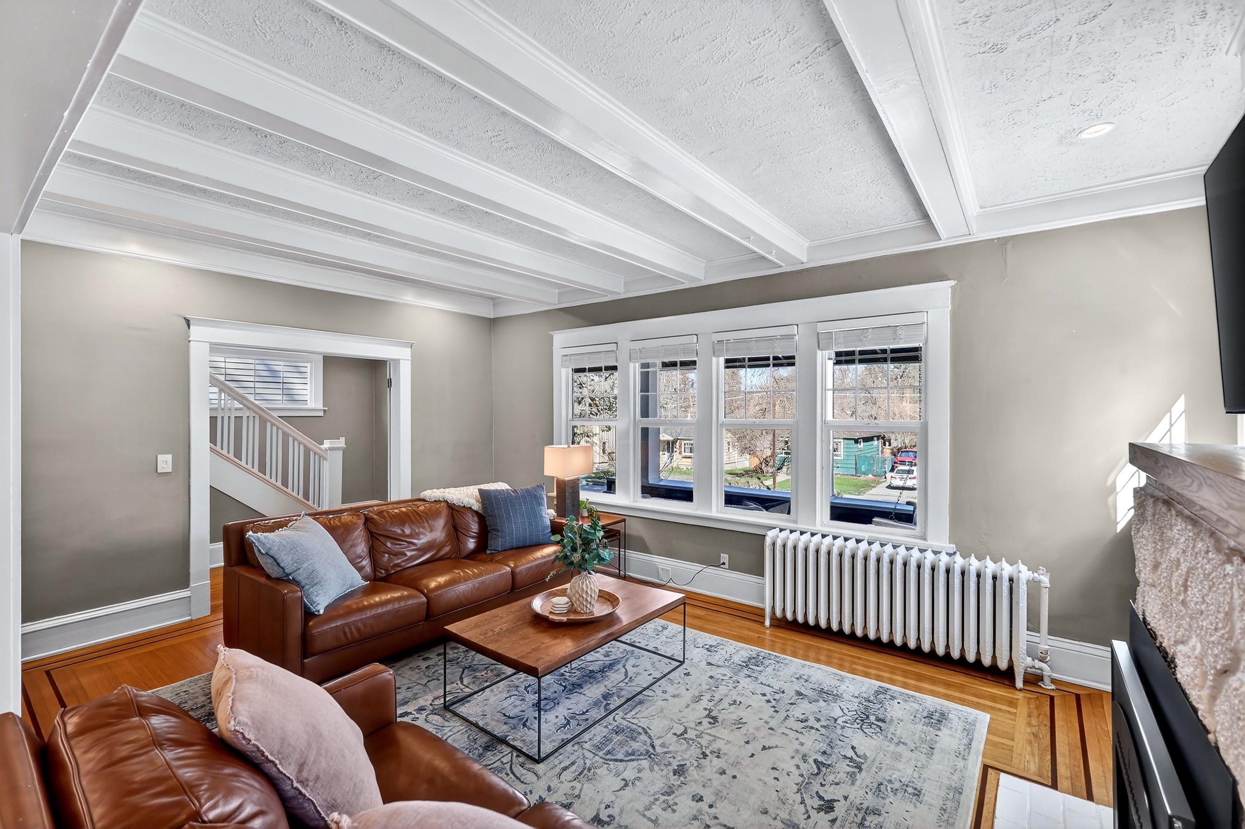 416 E 18th Ave - Photo 5