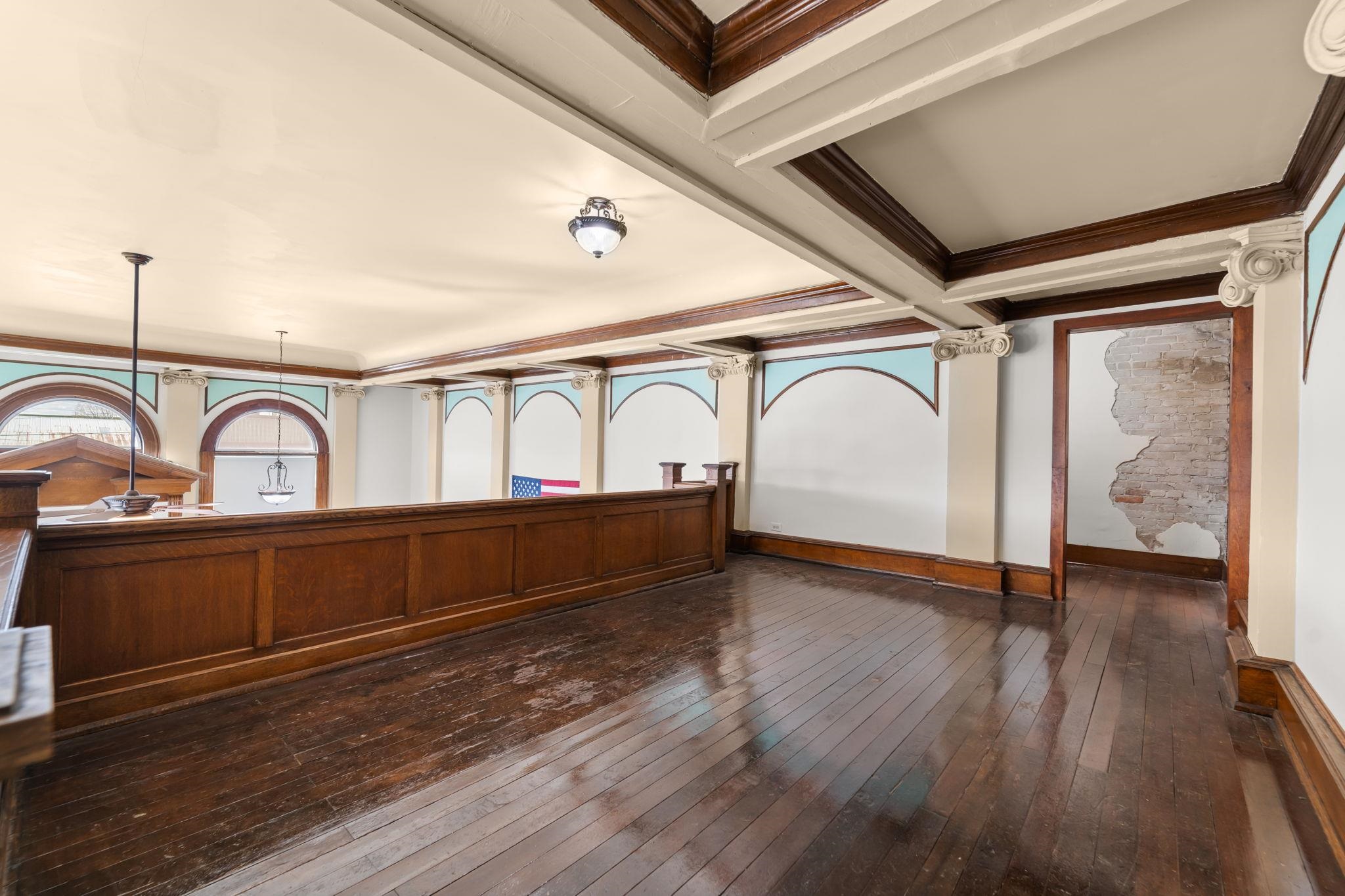 102 N Crosby St - Photo 14