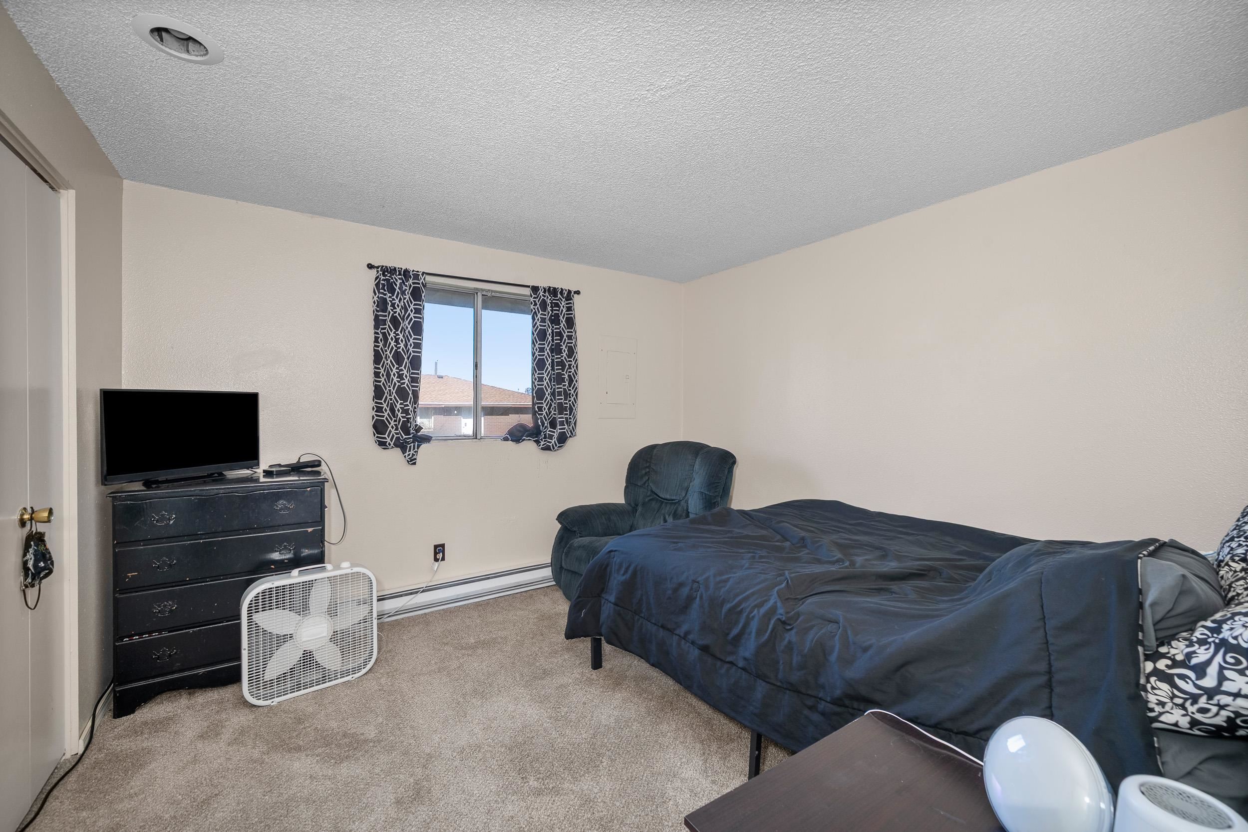 1521 4th St - Photo 16