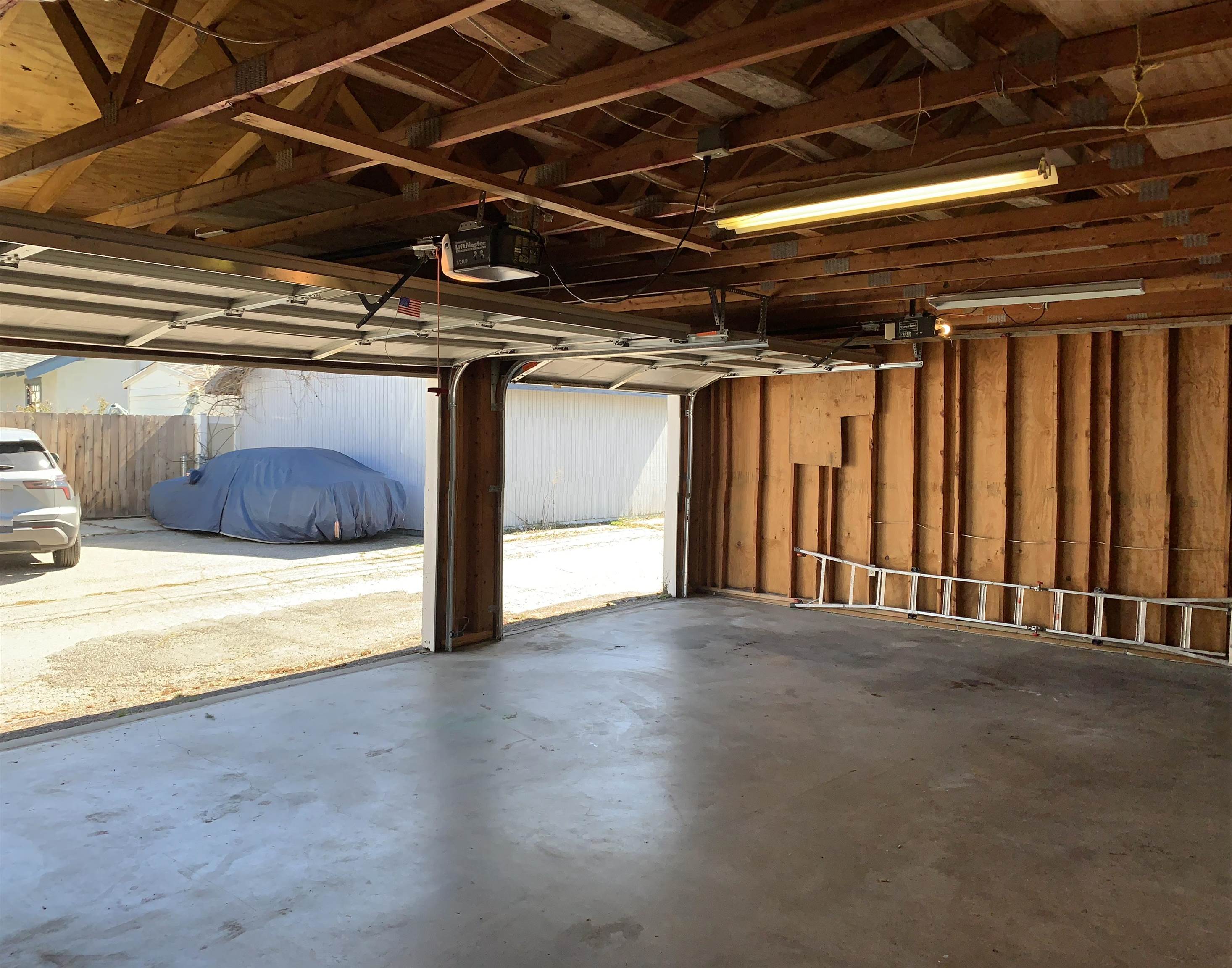 4720 LINCOLN St - Photo 21