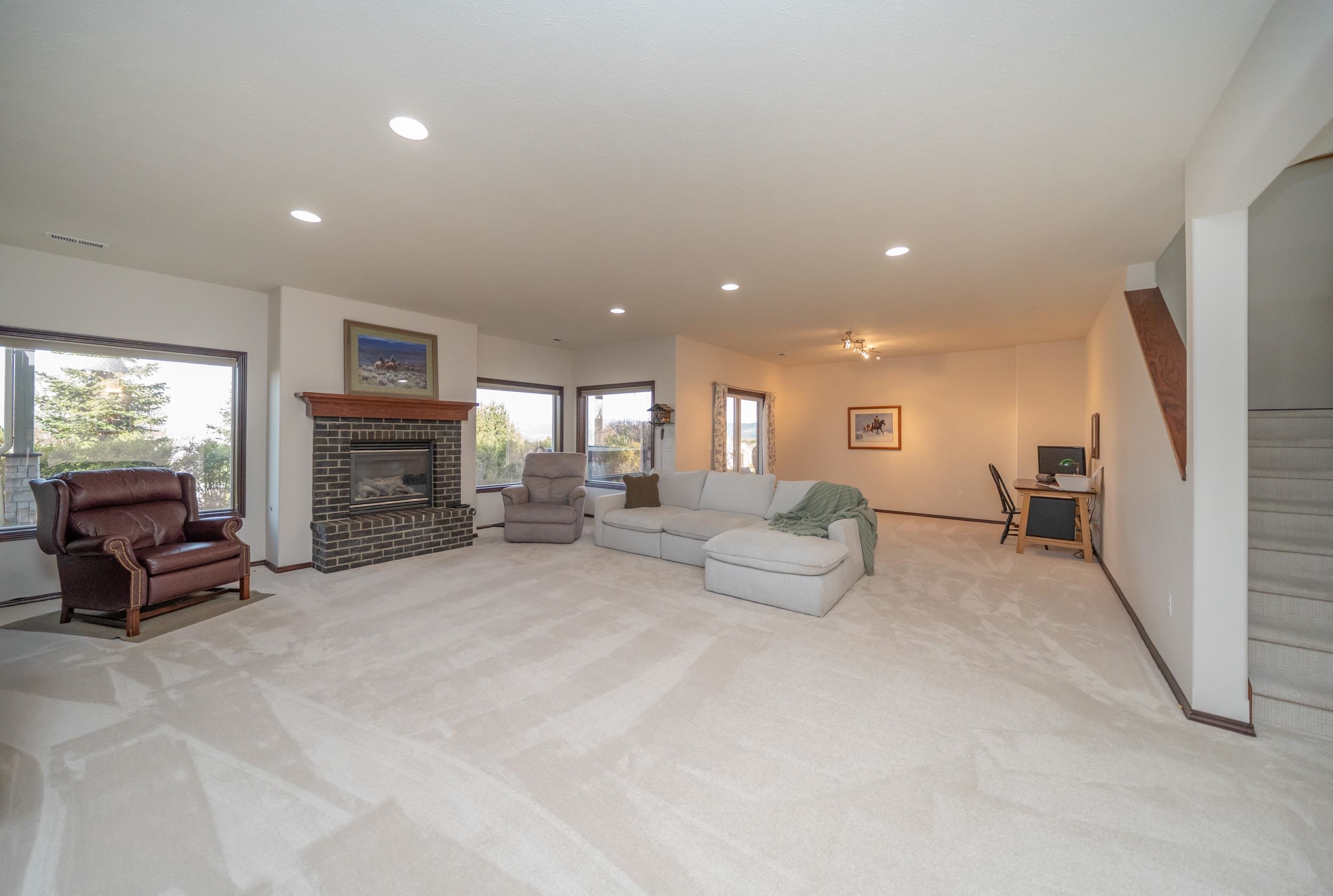 1211 N Lancashire Ln - Photo 31