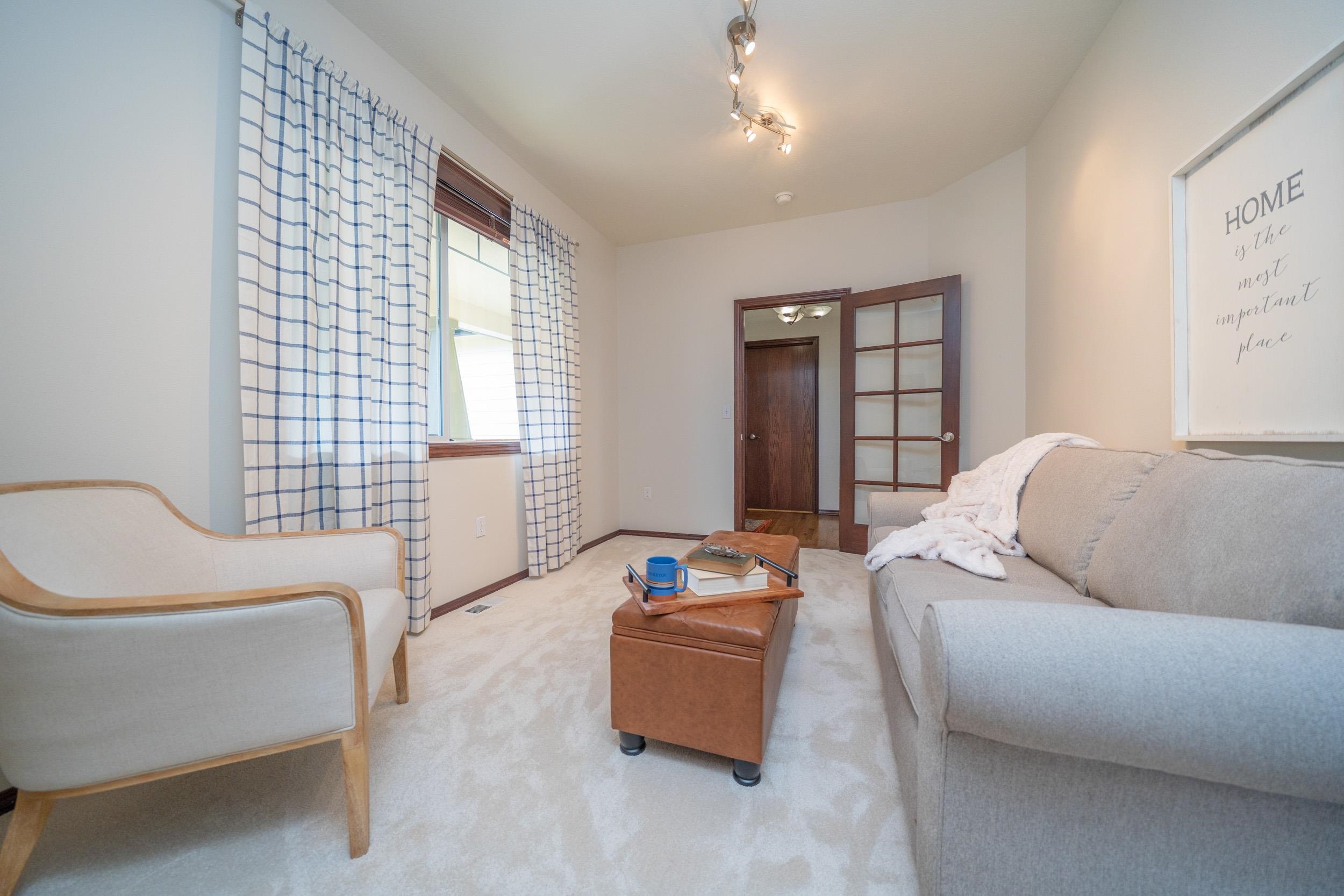 1211 N Lancashire Ln - Photo 7