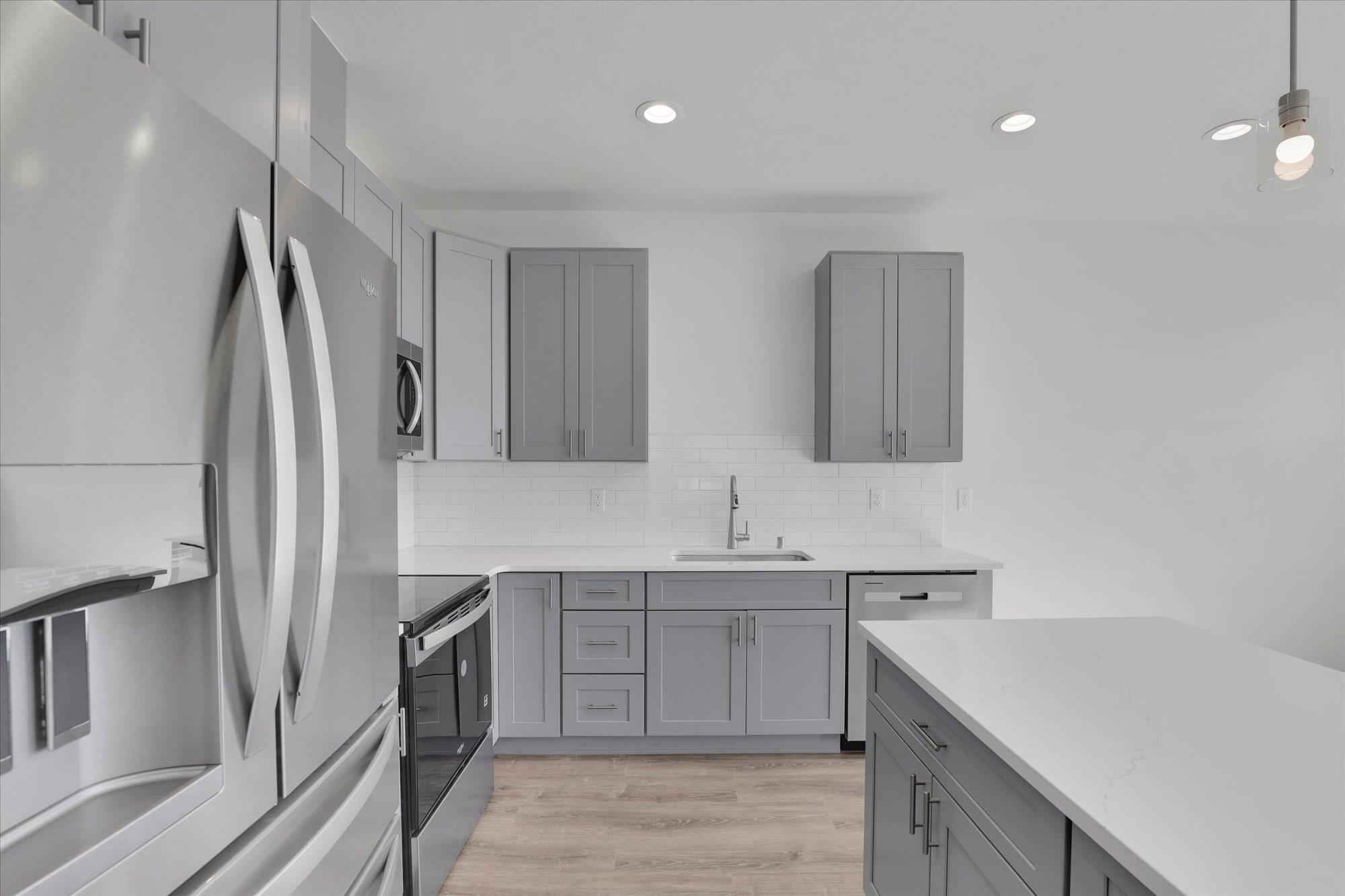 13813 W Redding Dr - Photo 12