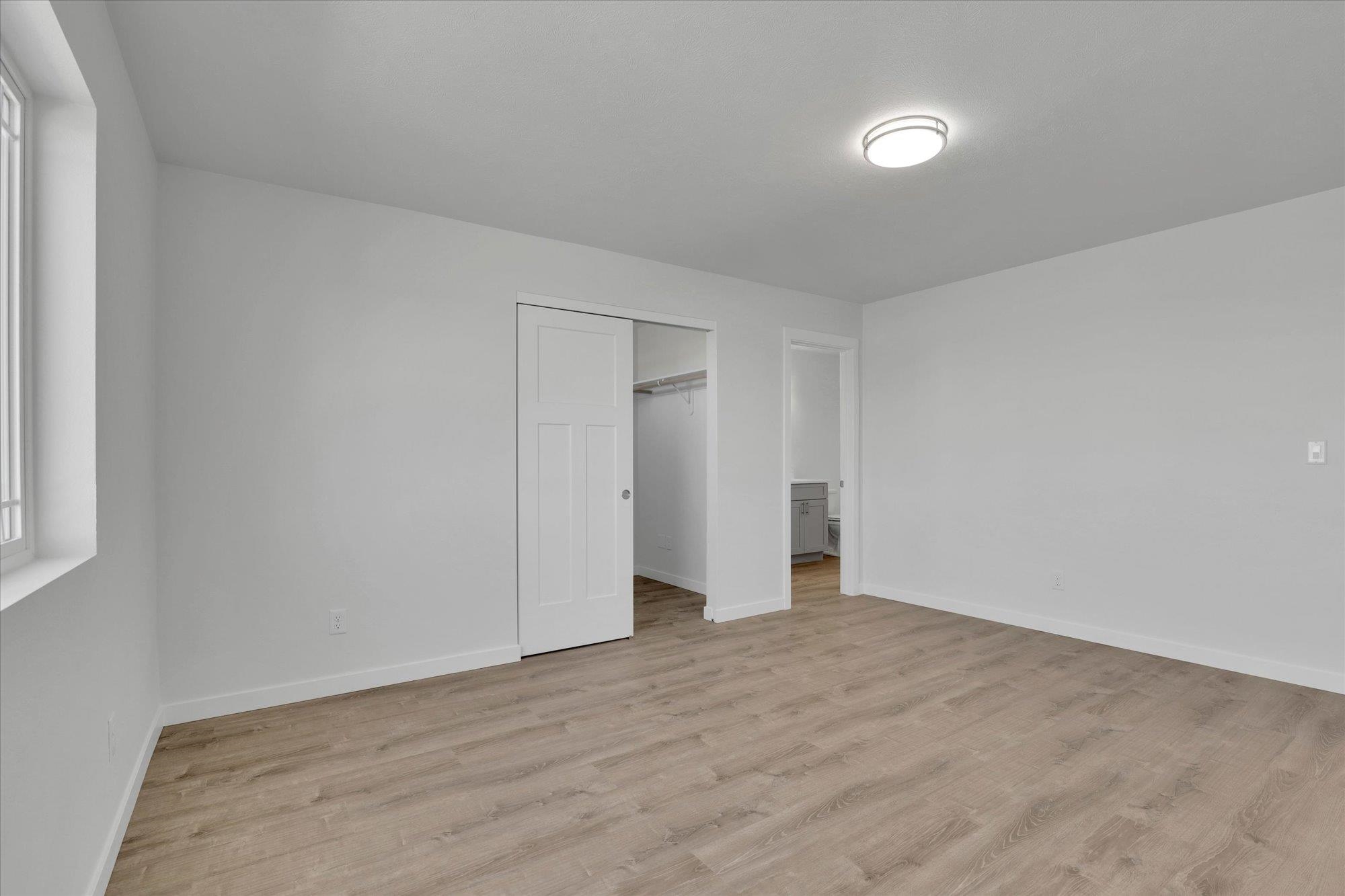 13813 W Redding Dr - Photo 21