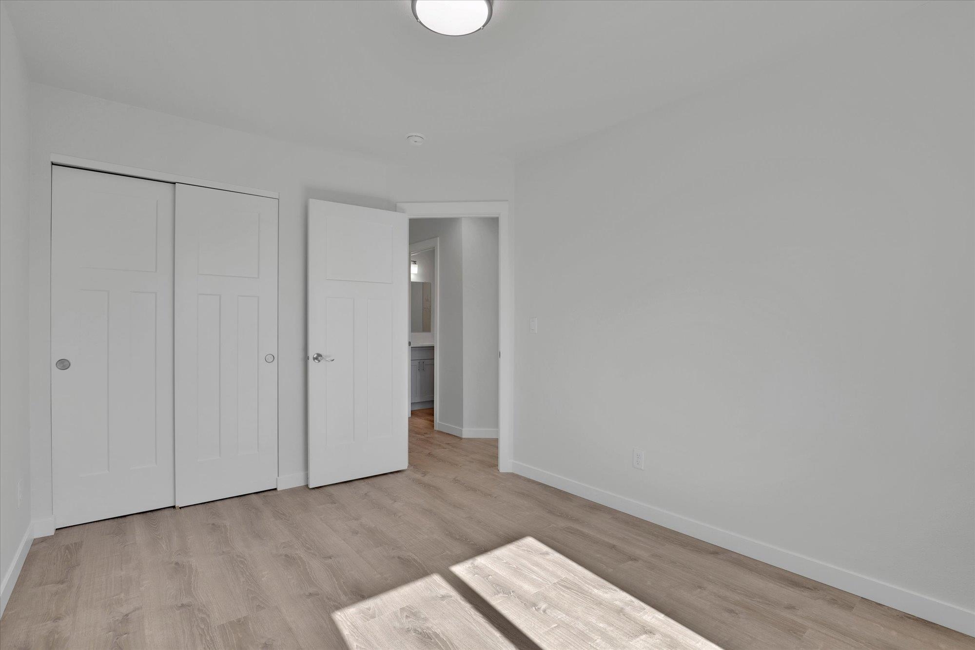 13813 W Redding Dr - Photo 24