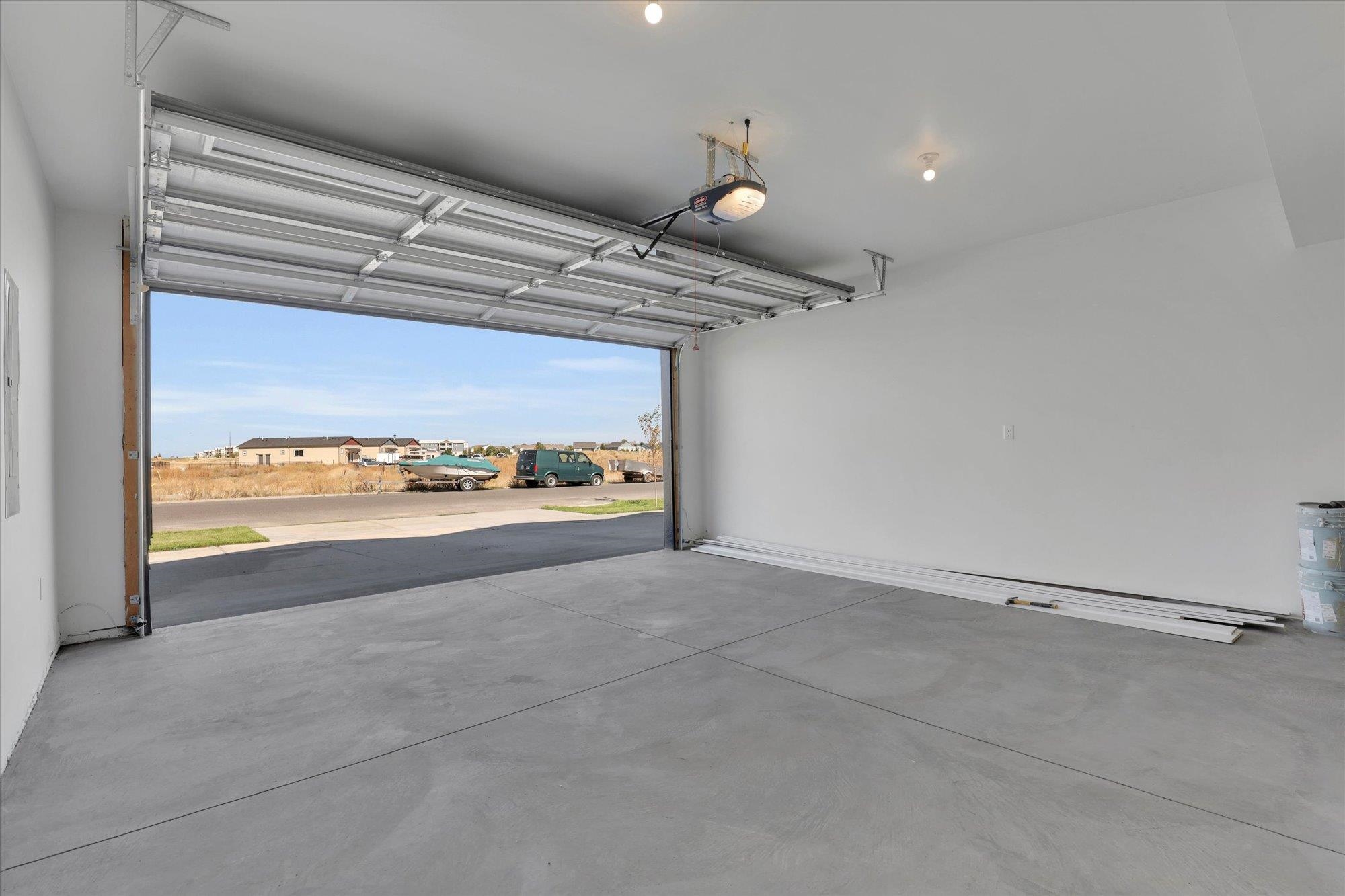 13813 W Redding Dr - Photo 29